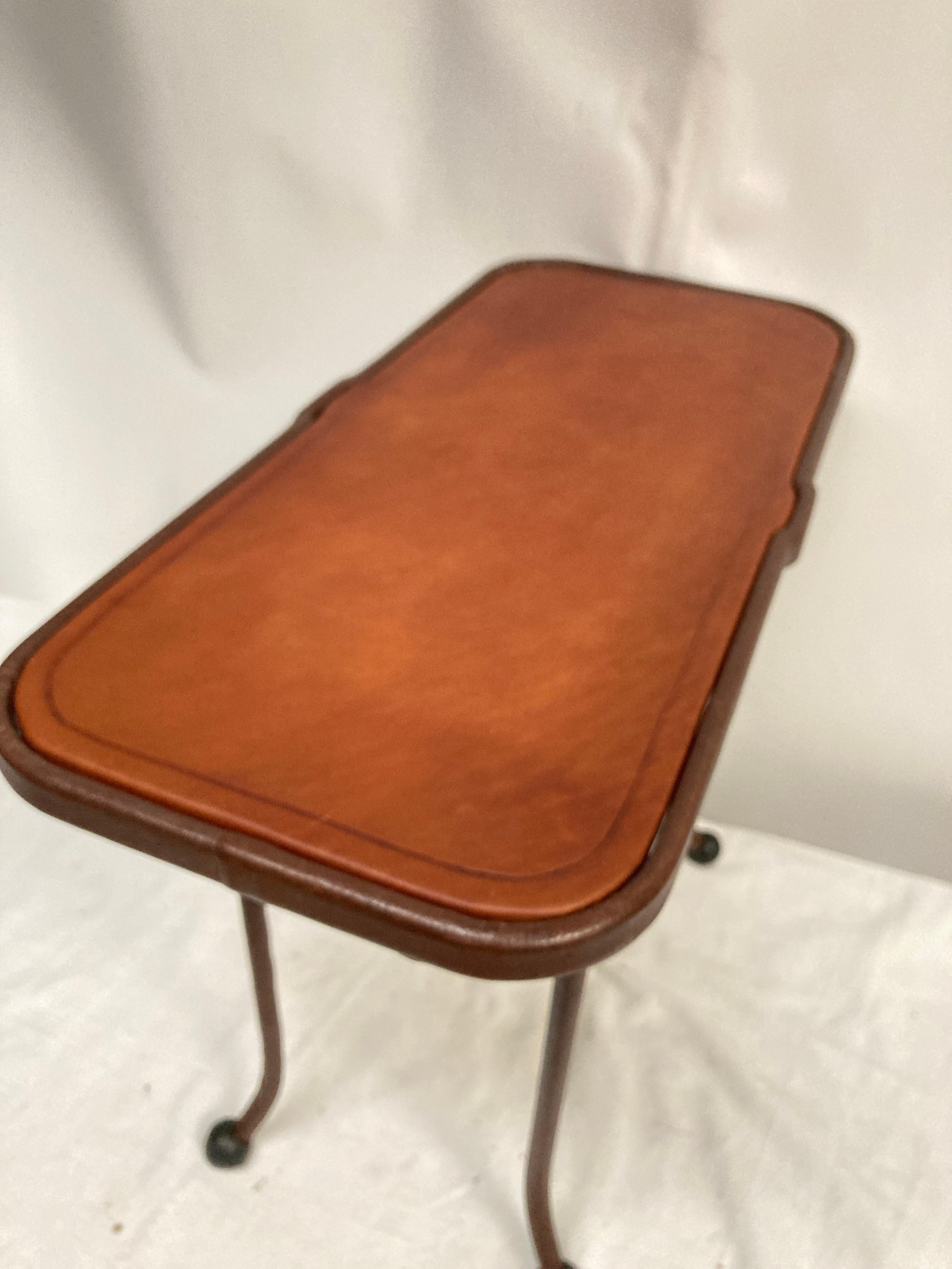 1950's Stitched leather side table by Jacques Adnet For Sale 3