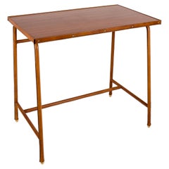 Table en cuir cousue par Jacques Adnet des années 1950