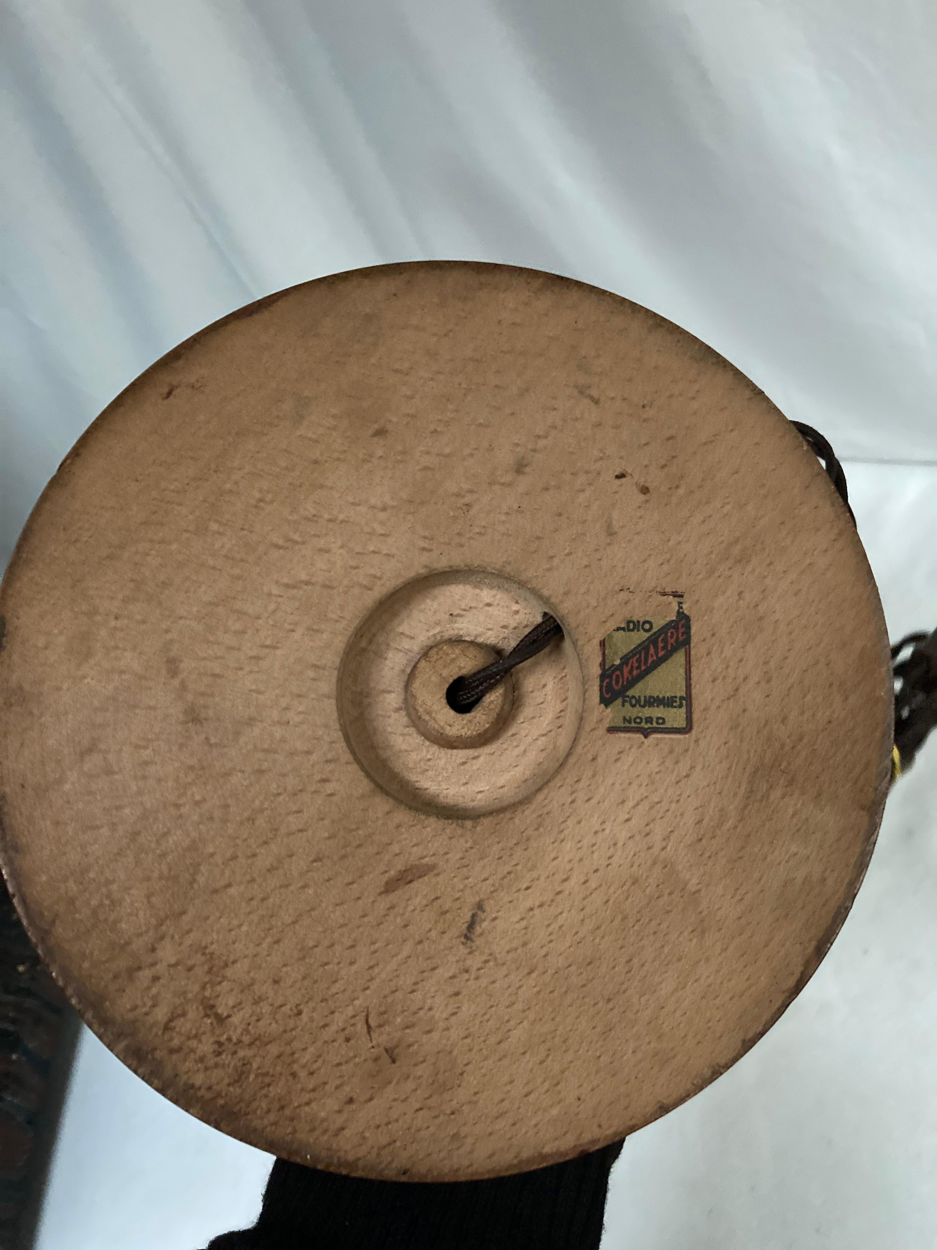 Bois Lampe de table en cuir cousue des années 1950 par Jacques Adnet en vente