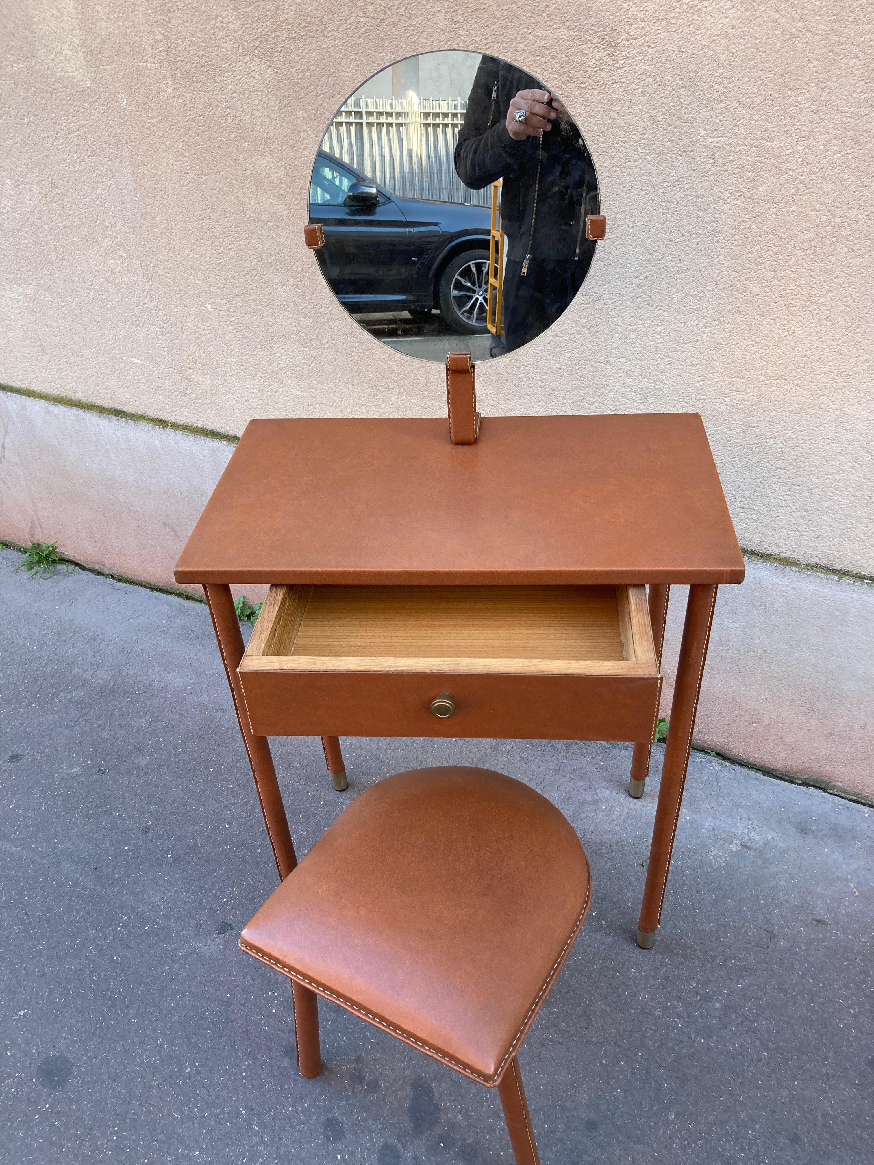 1950's Stitched leather vanity table by Jacques Adnet For Sale 4
