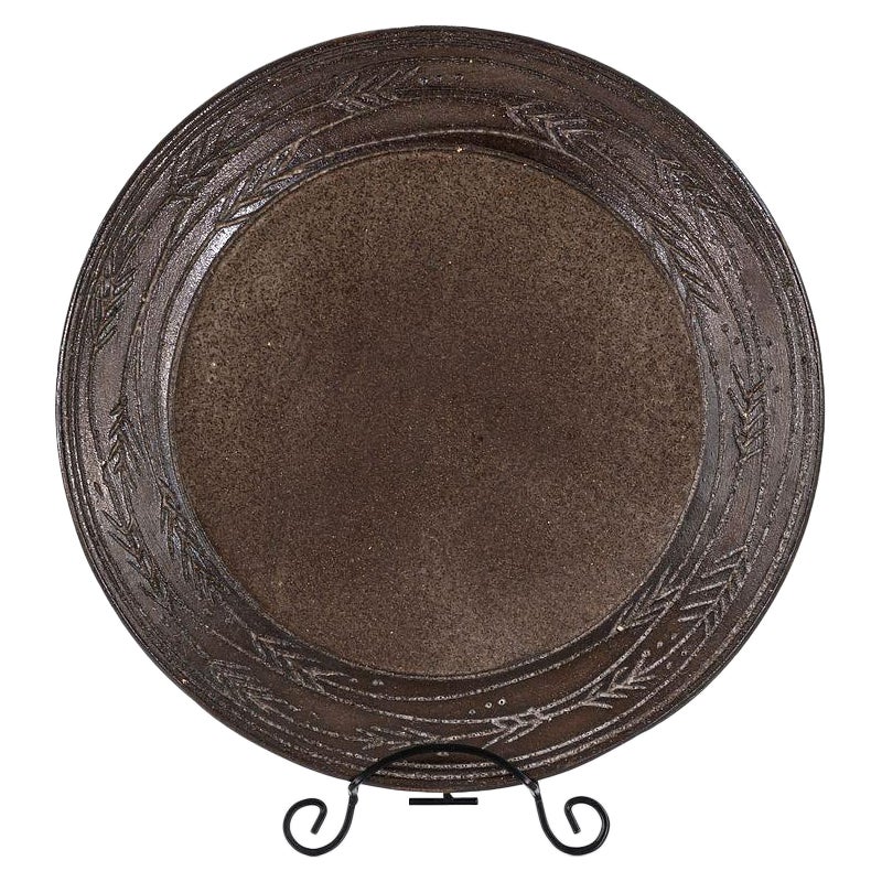 Plat en grès des années 1950 par Nancy Wickham Boyd Studio en vente