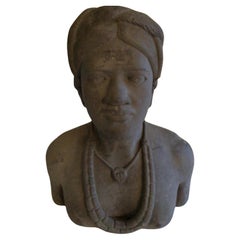 Escultura de gres de mujer tribal de los años 50