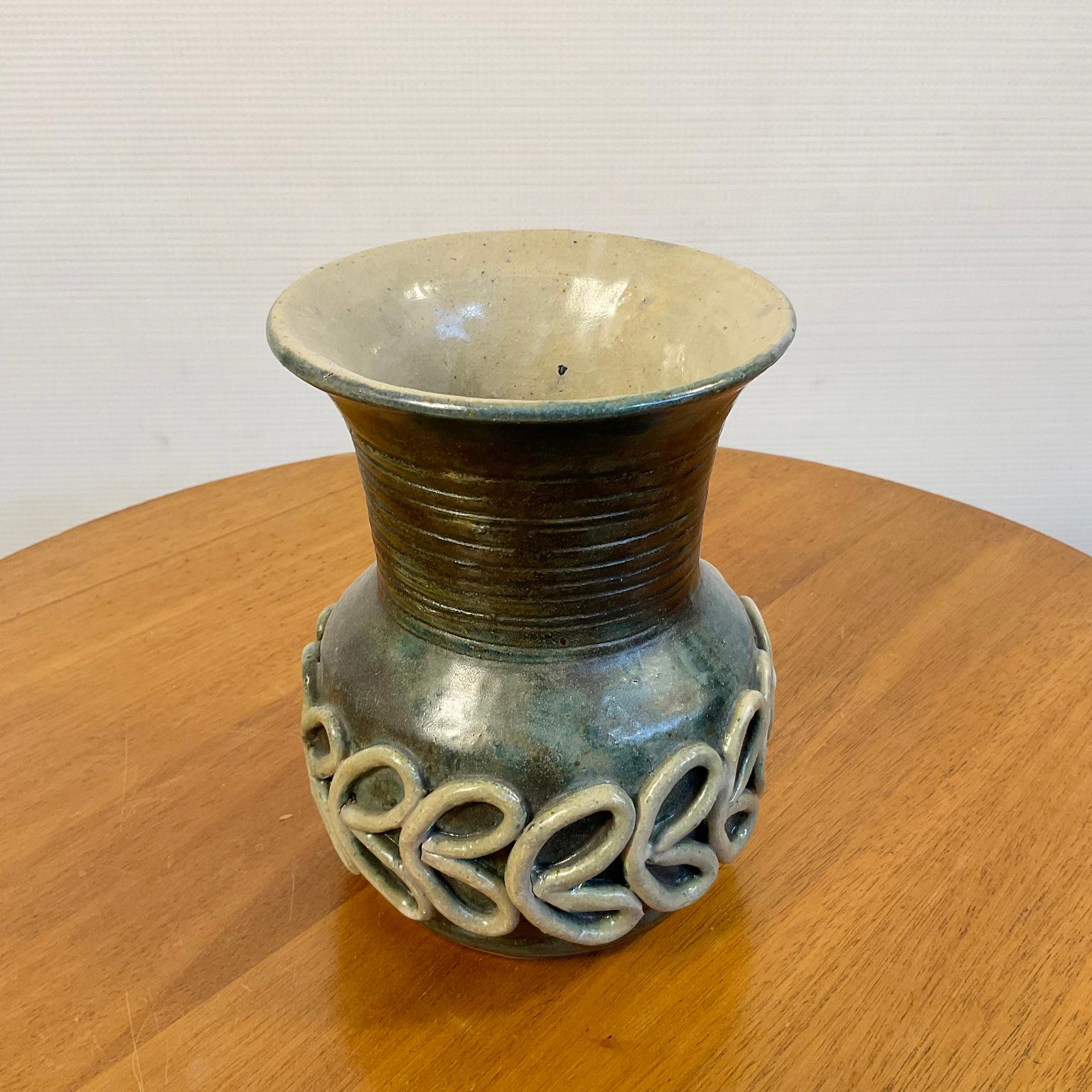 Fatto a mano Vaso in gres di André Rozay proveniente dal villaggio di ceramiche di La Borne Francia anni '60 in vendita