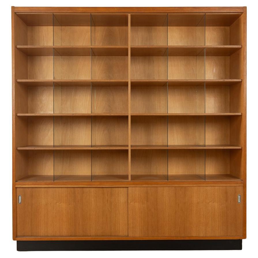 Armoire de magasin des années 1950