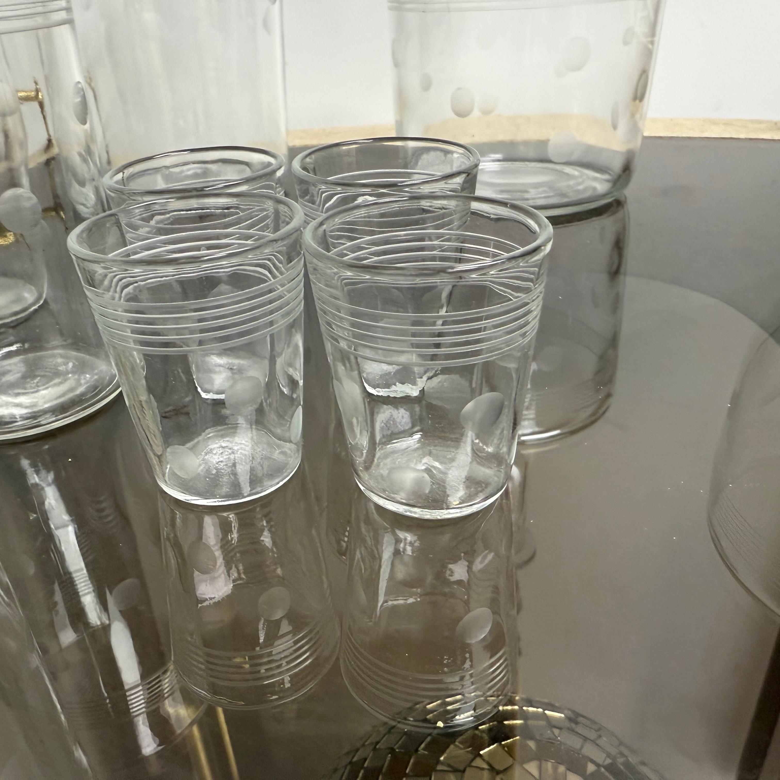 1950’s Stripes and Polka Dot Etched Bar Set - A Set of 12 In Good Condition For Sale In Charleston, SC
