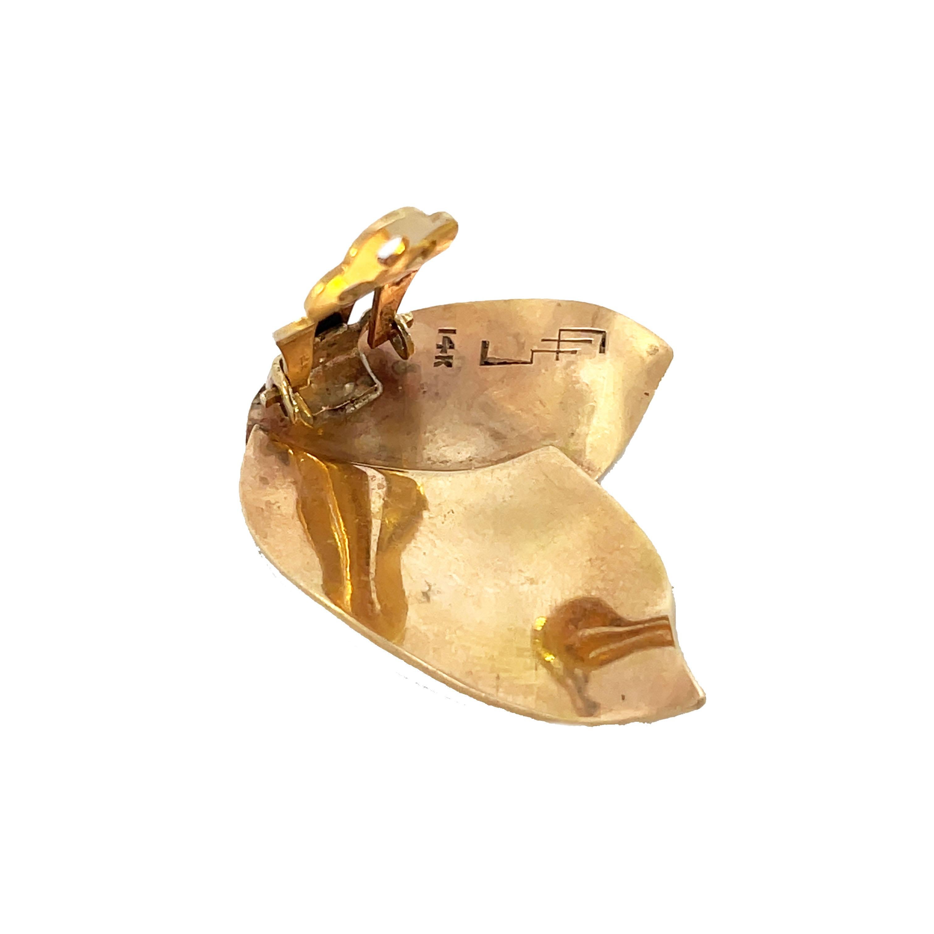 Women's 1950s Studio 14K Yellow Gold Butterfly Clip On Earrings For Sale