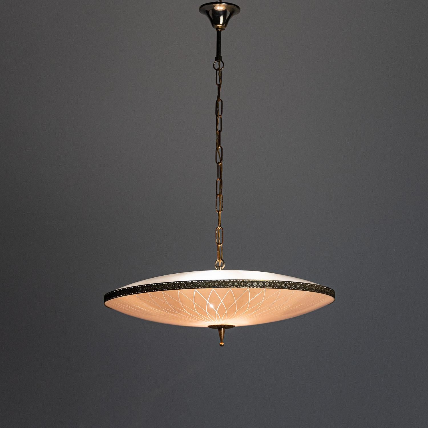 1950's Stunning Brass & Glass Pendant in Style of Pietro Chiesa For Sale 5