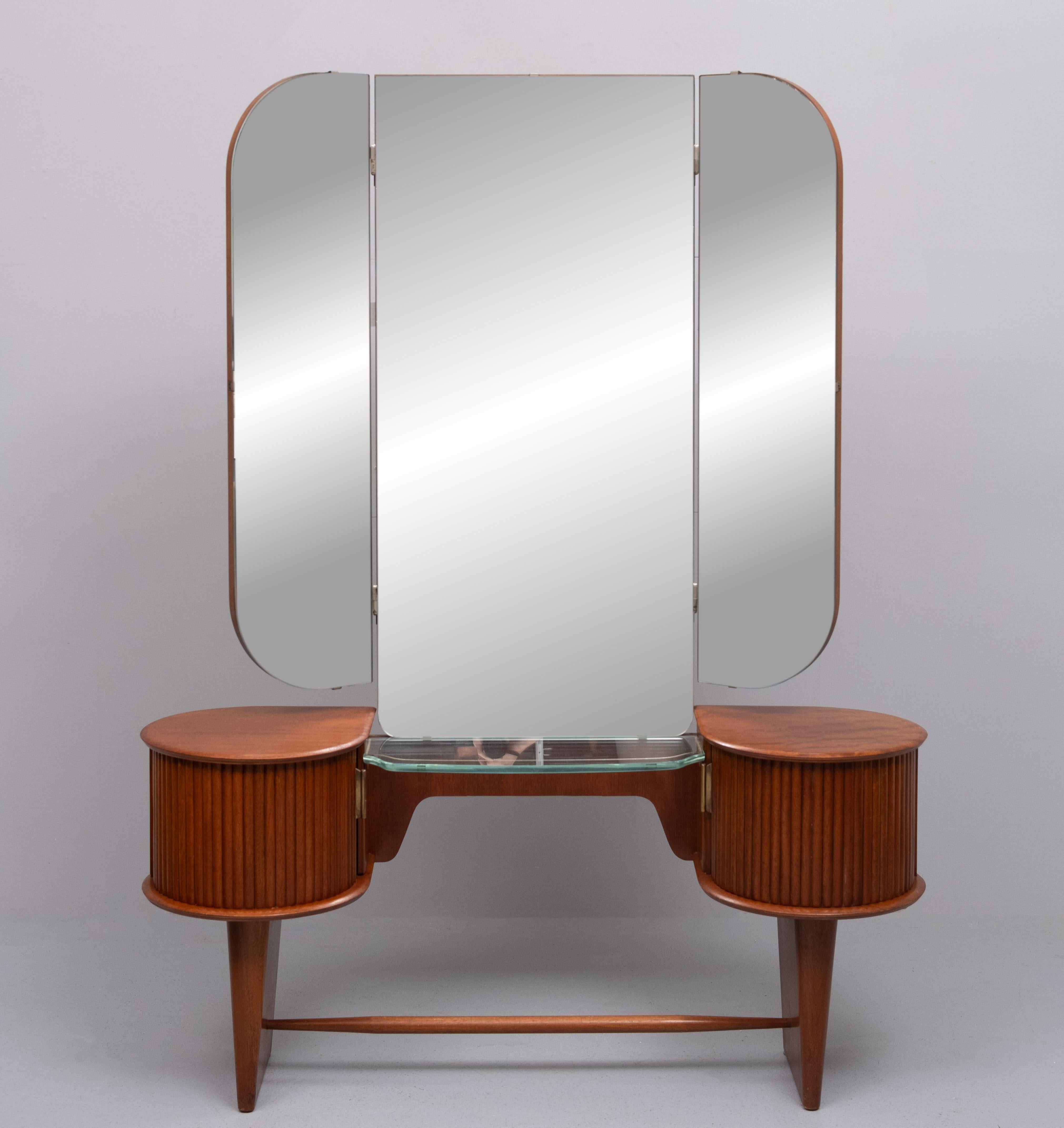 1950s  Stunning curved Vanity and matching Stool 3