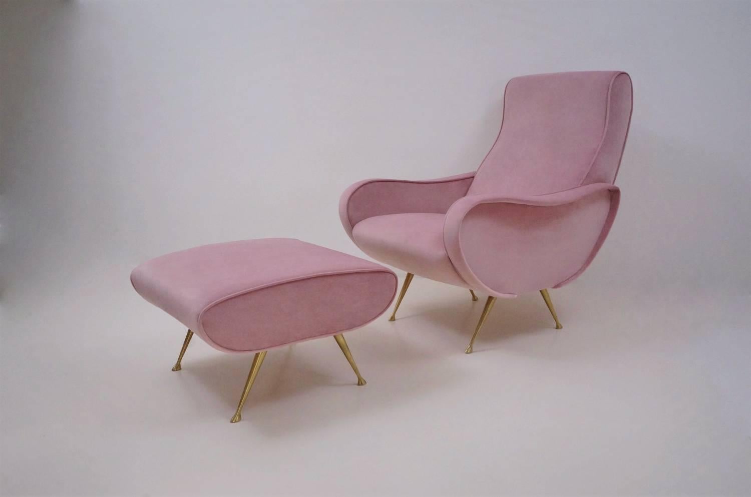 1950s Style Armchair Newly Made to Order in 25 Colors,  Italian For Sale 13