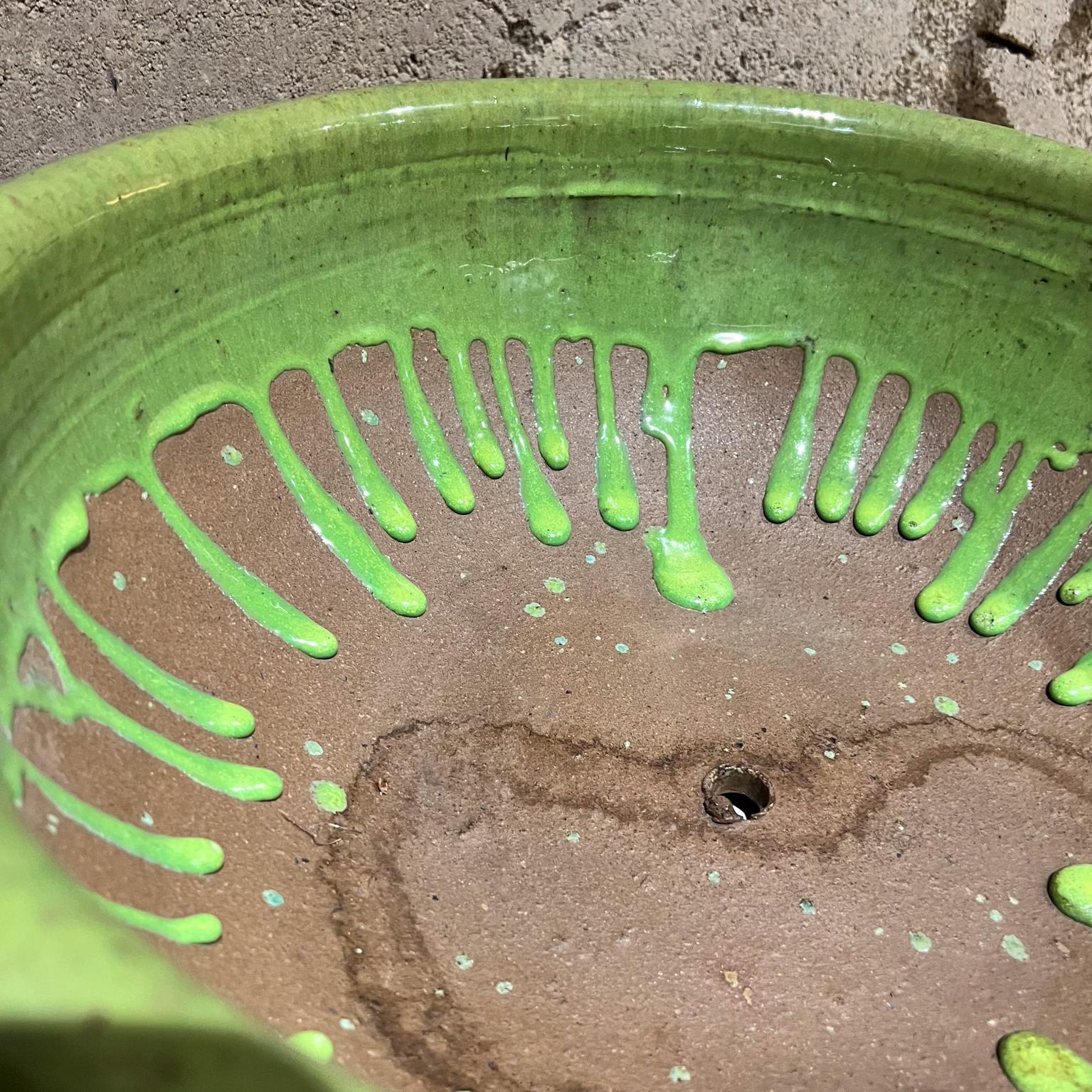 Vaso in stile anni '50 Gainey Glazed Art Pottery Architectural Pottery Verde In condizioni buone in vendita a Chula Vista, CA