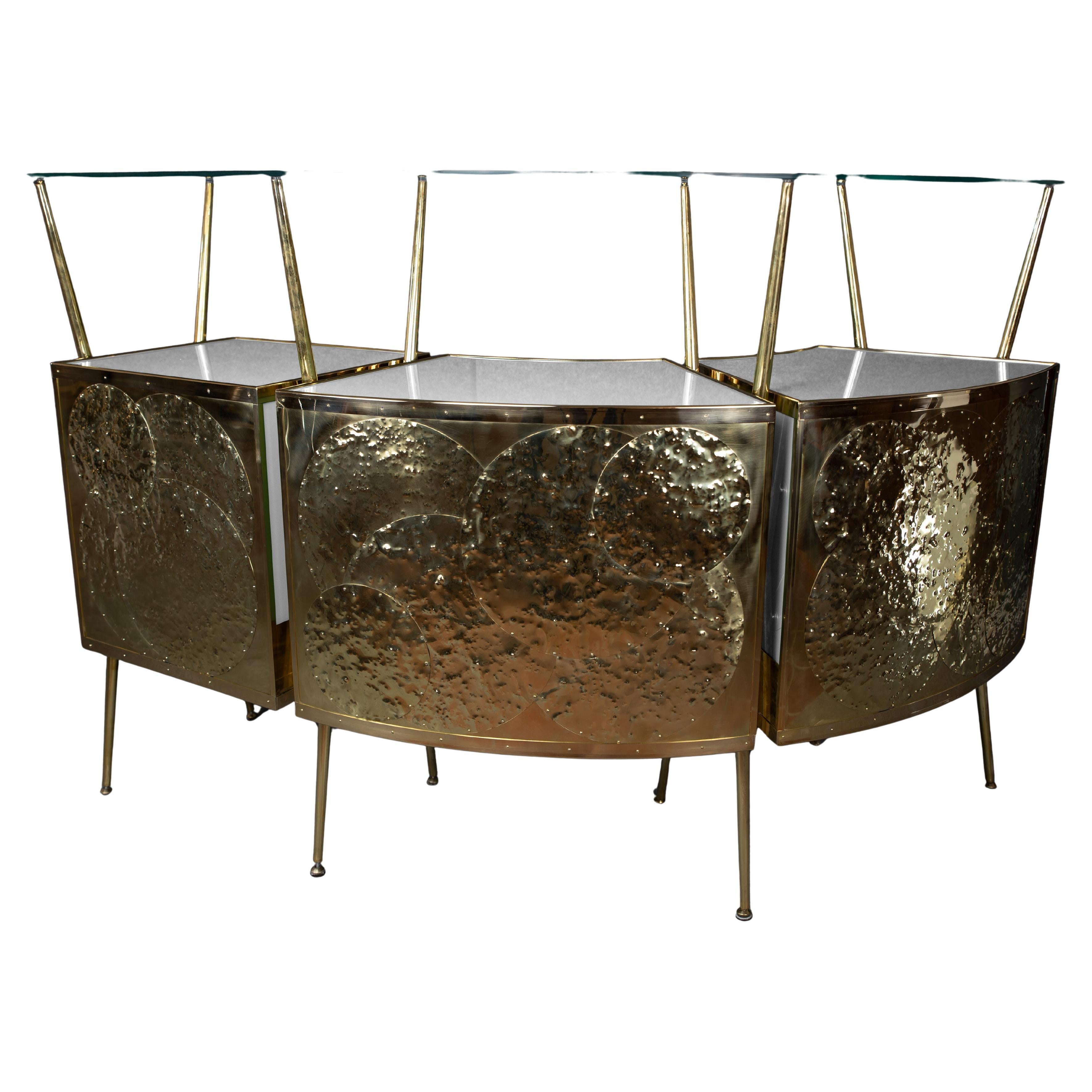 Elevate Your Style with This 1950s Italian Dry Bar in White Murano Glass & Brass For Sale