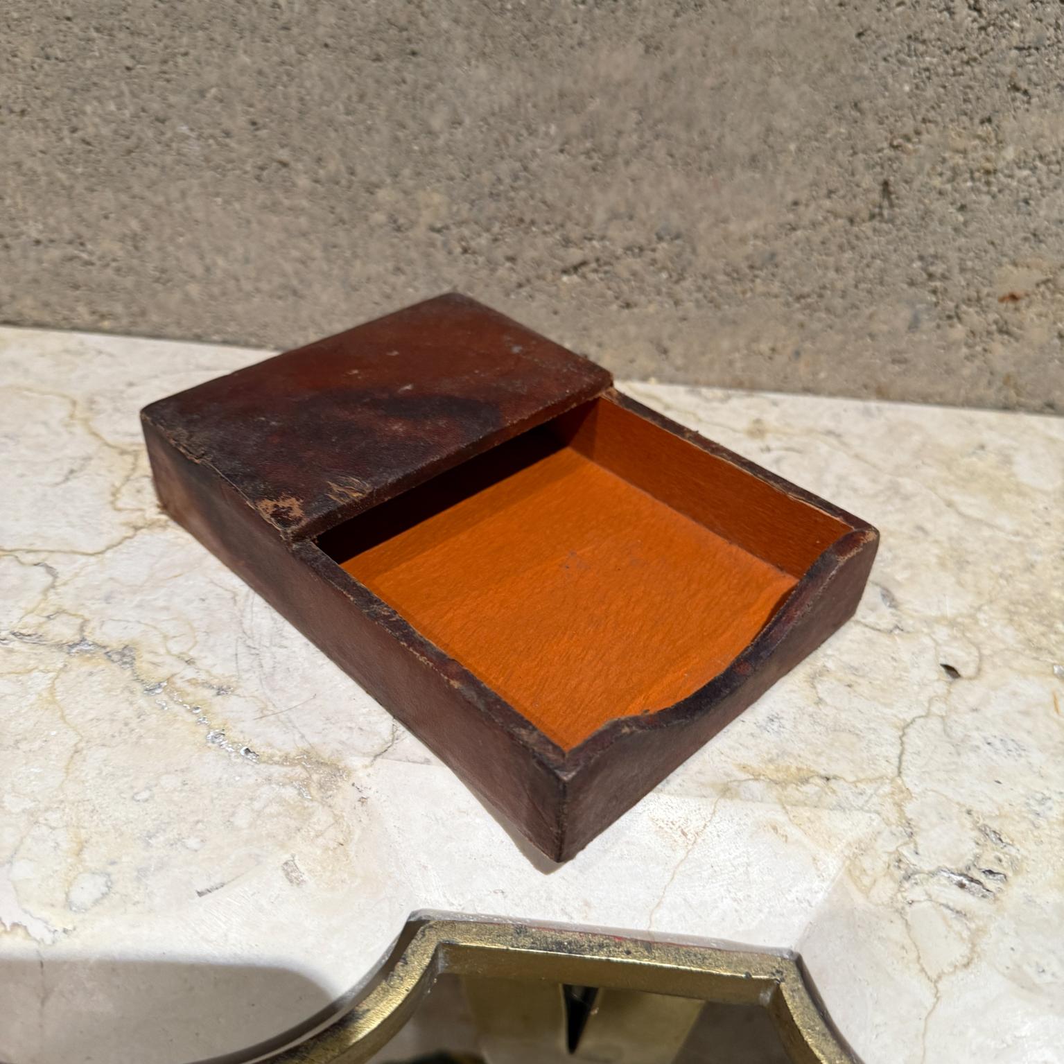 1950s Style of Hermès Distressed Leather Note Pad Holder For Sale 6