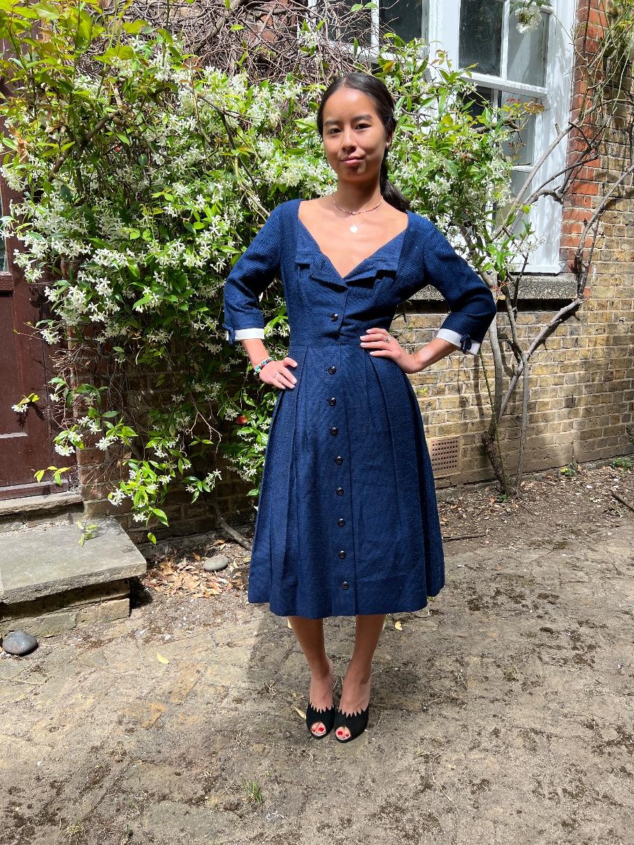 1950s Susan Small Textured French Blue Cotton Shirt Dress en vente 1