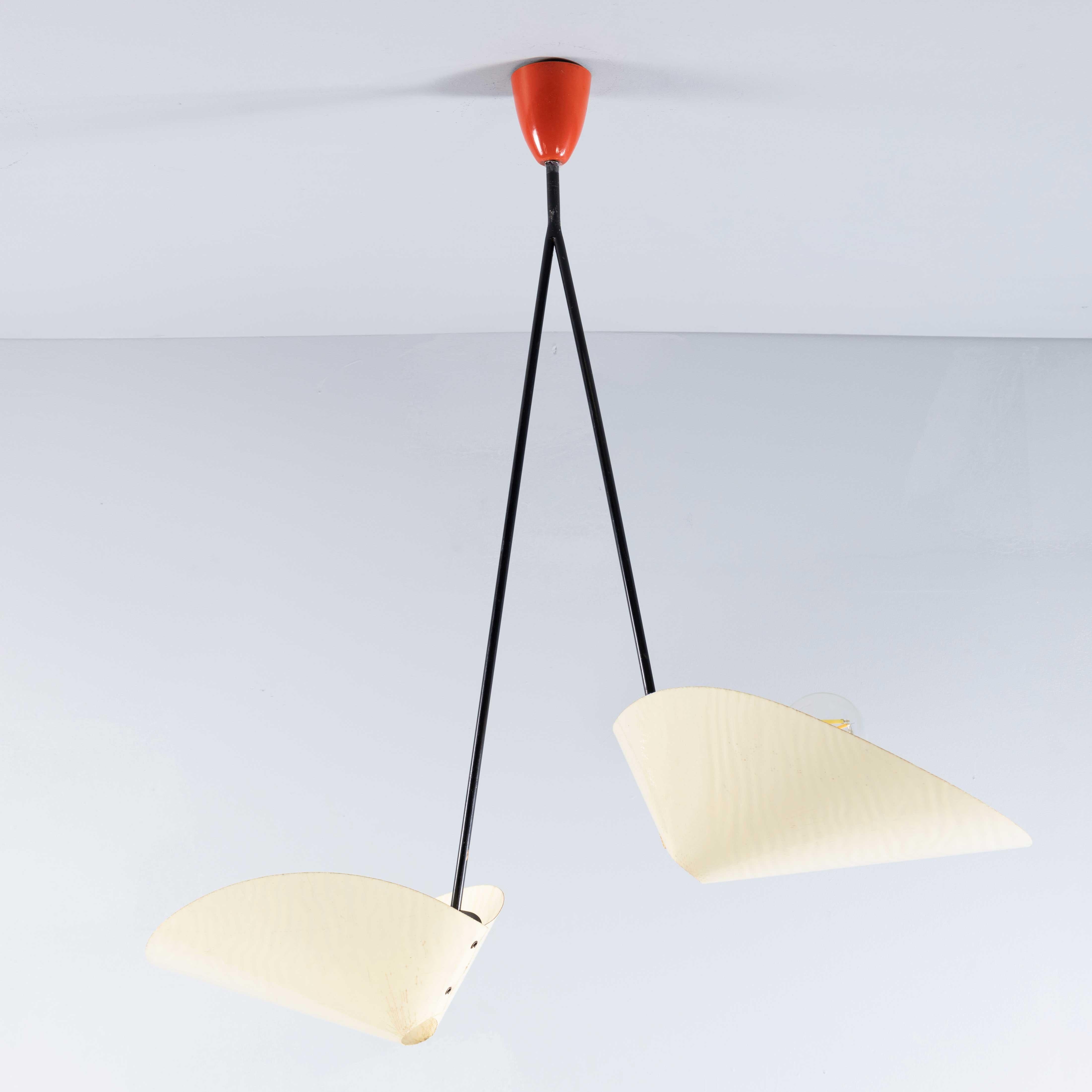 1950’s Suspended Hanging Paper Pendant Lamps – Pair
1950’s Suspended Hanging Paper Pendant Lamps – Pair. Good simple hanging pendant with two faux paper shades throwing a dappled light to the ceiling and themselves emitting a warm glow. The faux
