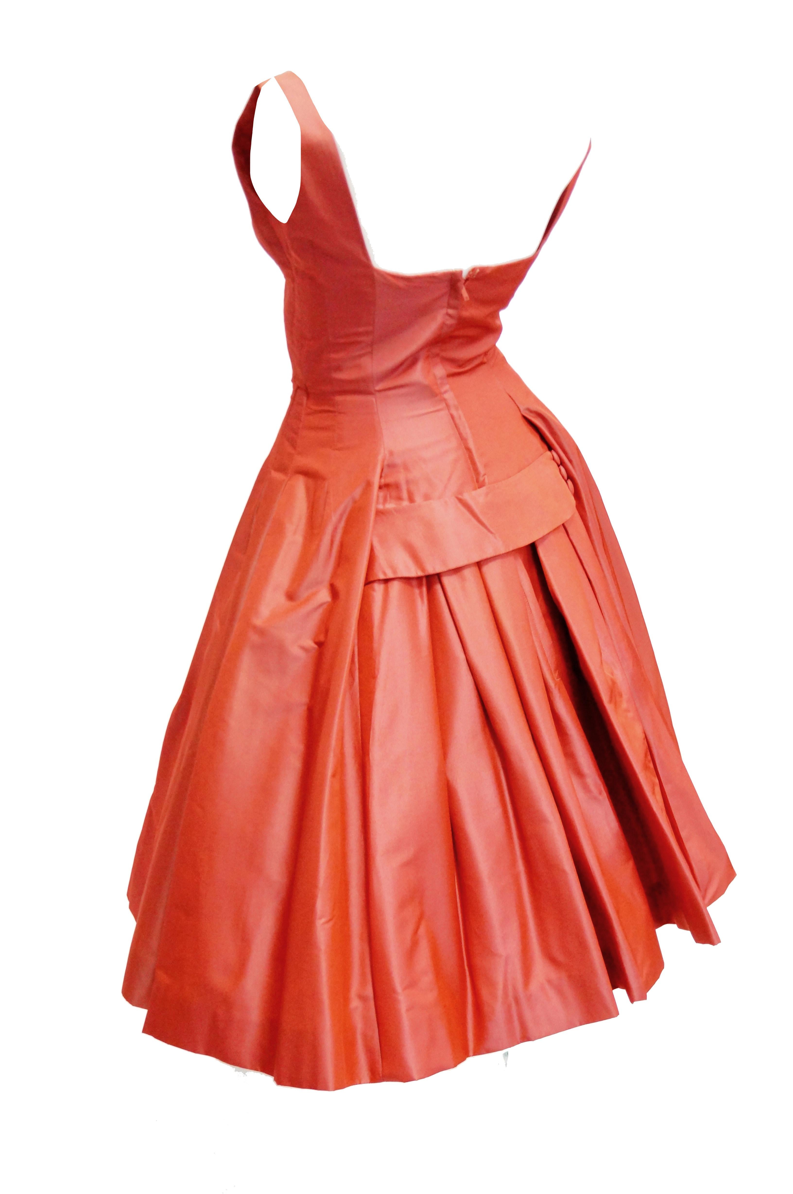 1950s Suzy Perette Red Charmeuse Satin New Look Evening Dress with Bow Detail In Excellent Condition In Houston, TX