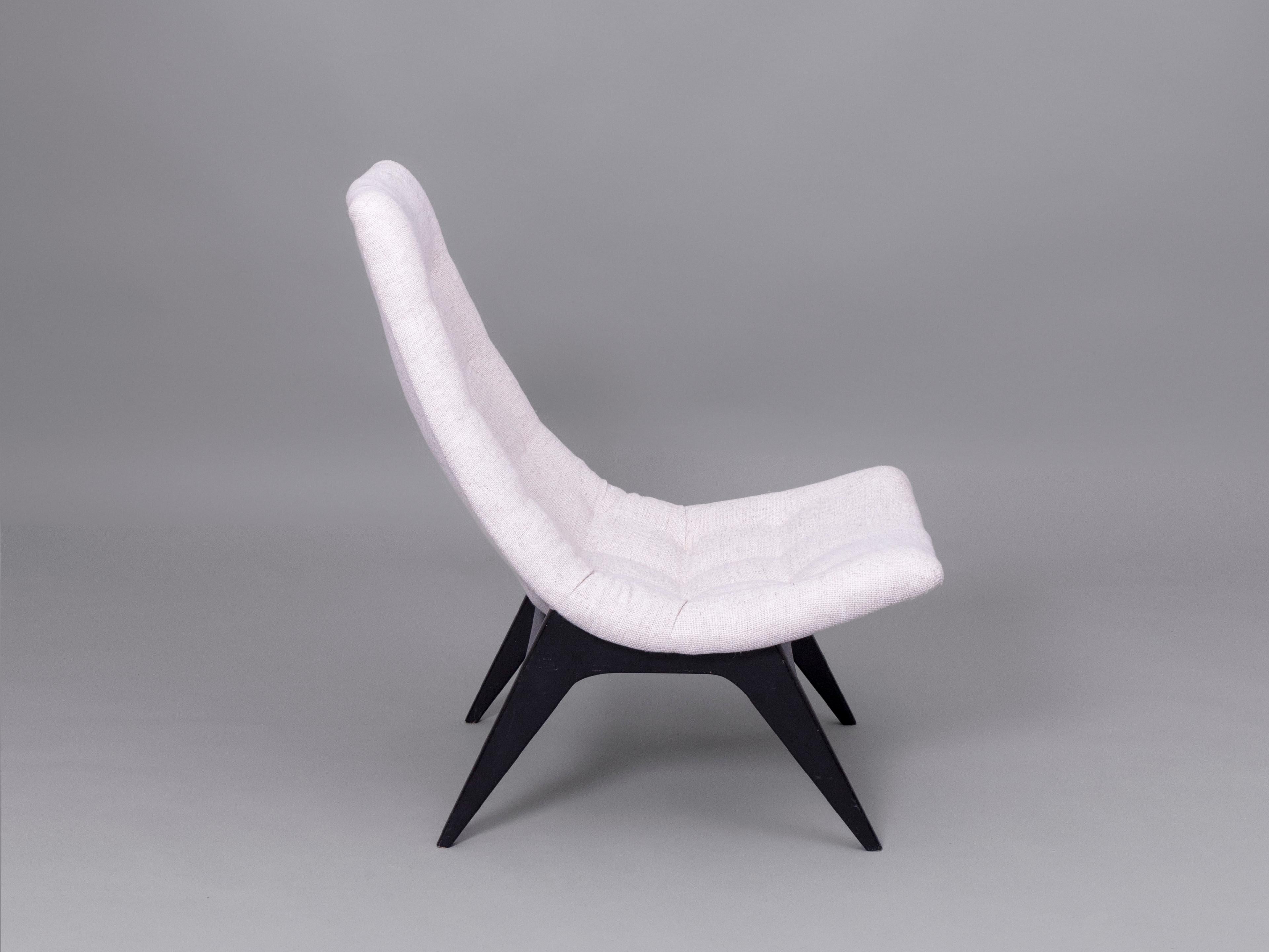 Mid-Century Modern 1950s Svante Skogh upholstery ‘’775’’ lounge chair For Sale