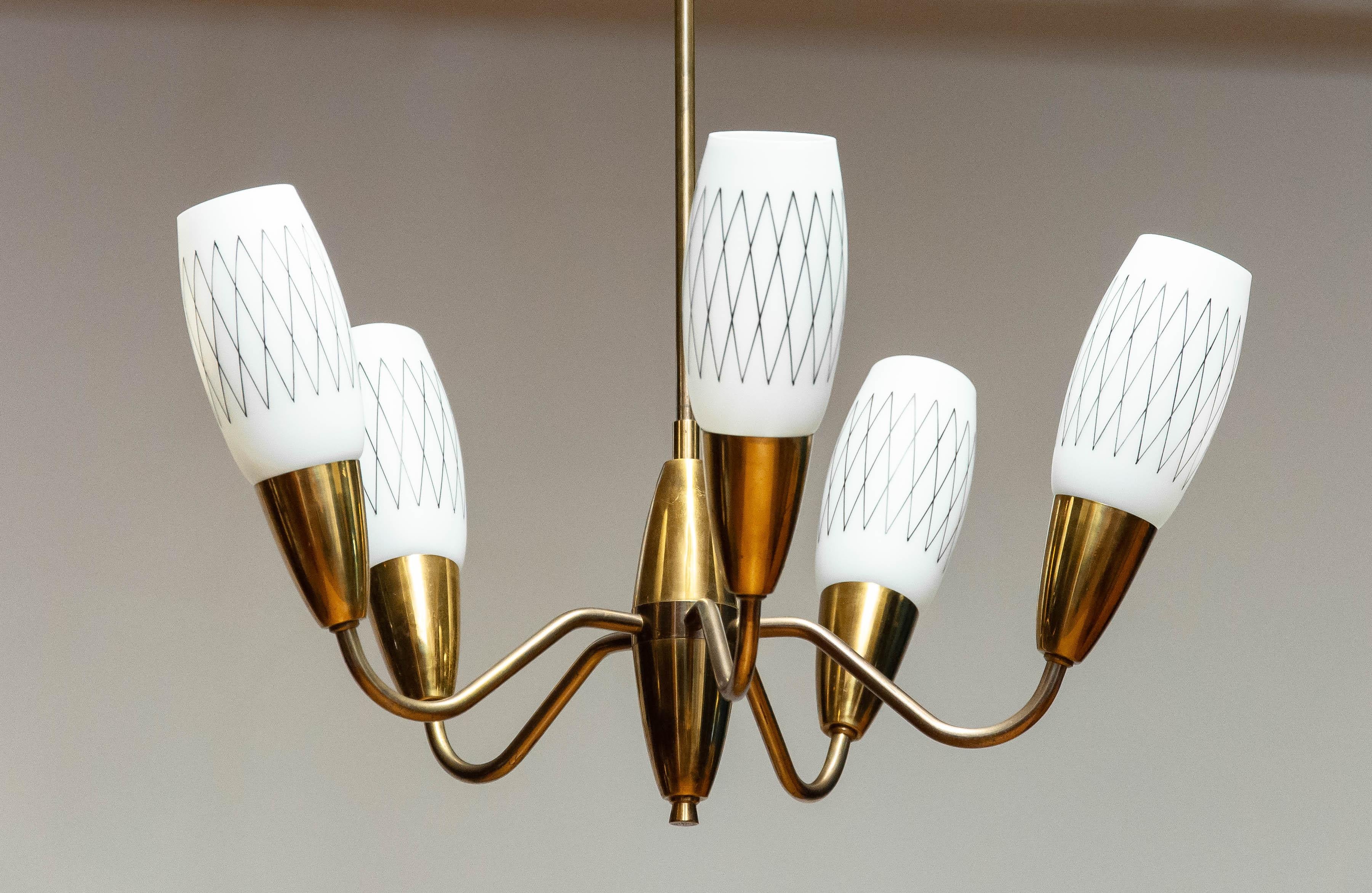 Laiton 1950s Swedish brass & opal glass pendant/chandelier: en vente