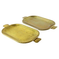 Plateau suédois en laiton des années 1950