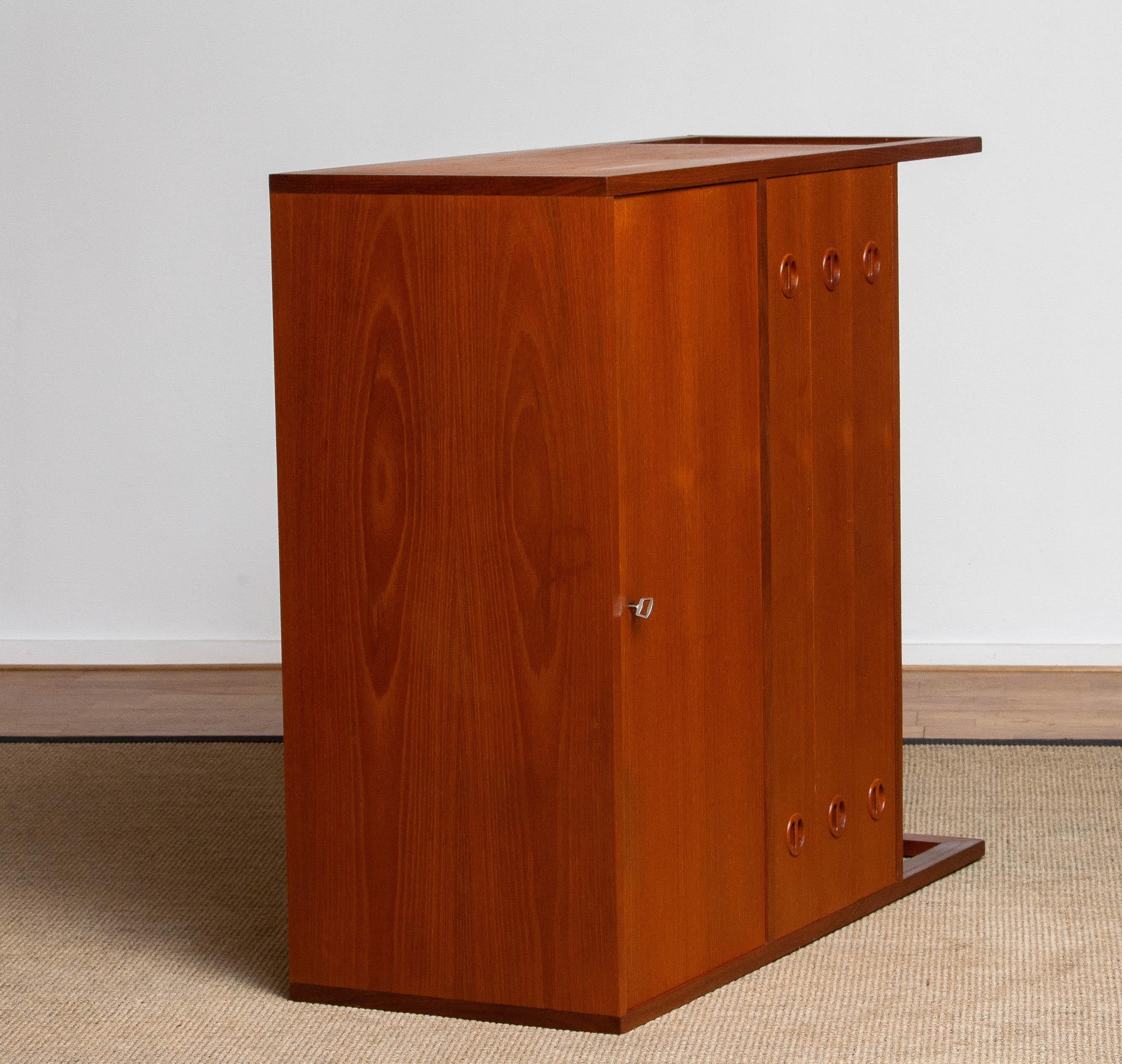 1950's Swedish Desk / Secretaire / Vanity in Teak and Oak by Arne Wahl Iversen 6