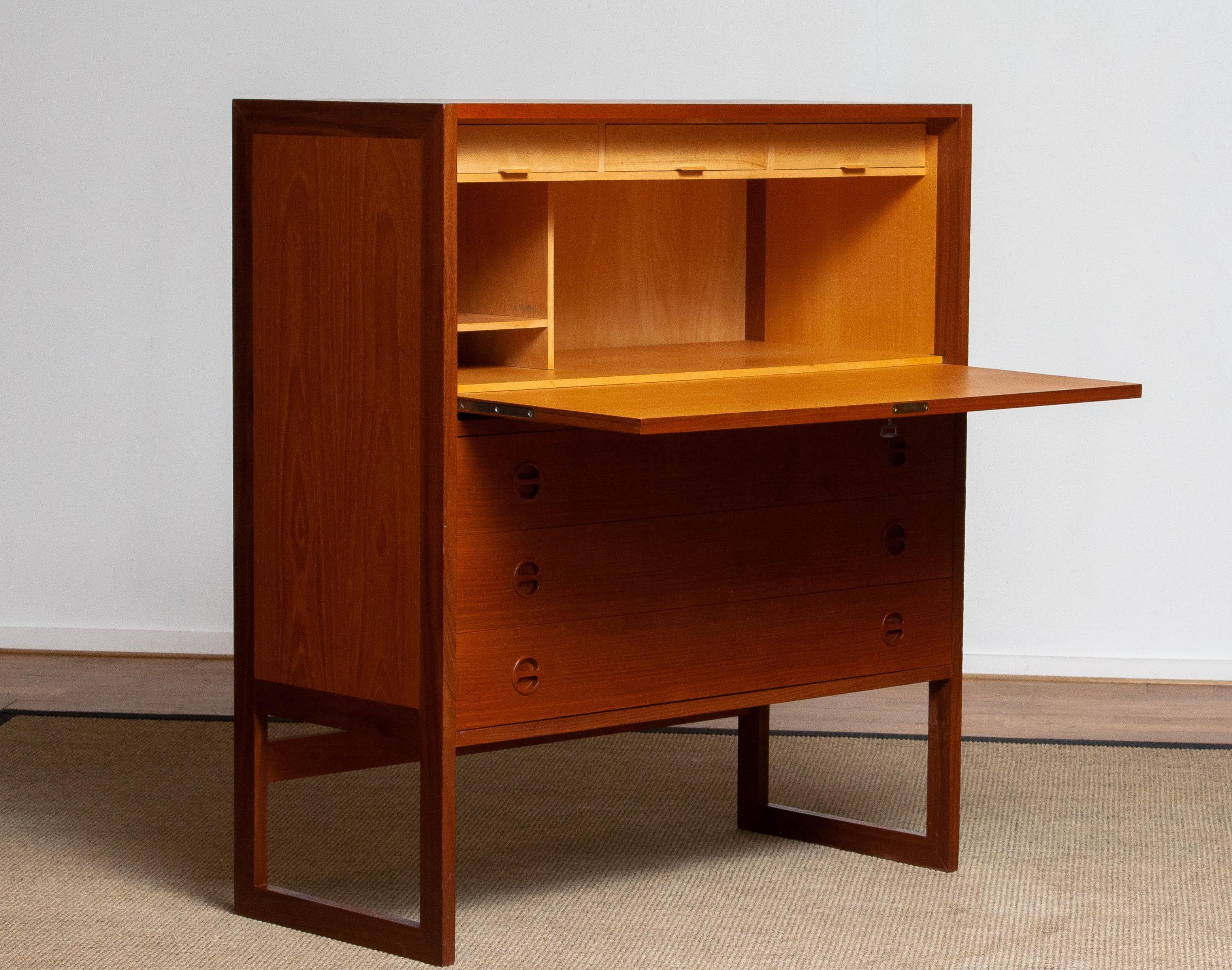 1950's Swedish Desk / Secretaire / Vanity in Teak and Oak by Arne Wahl Iversen 3