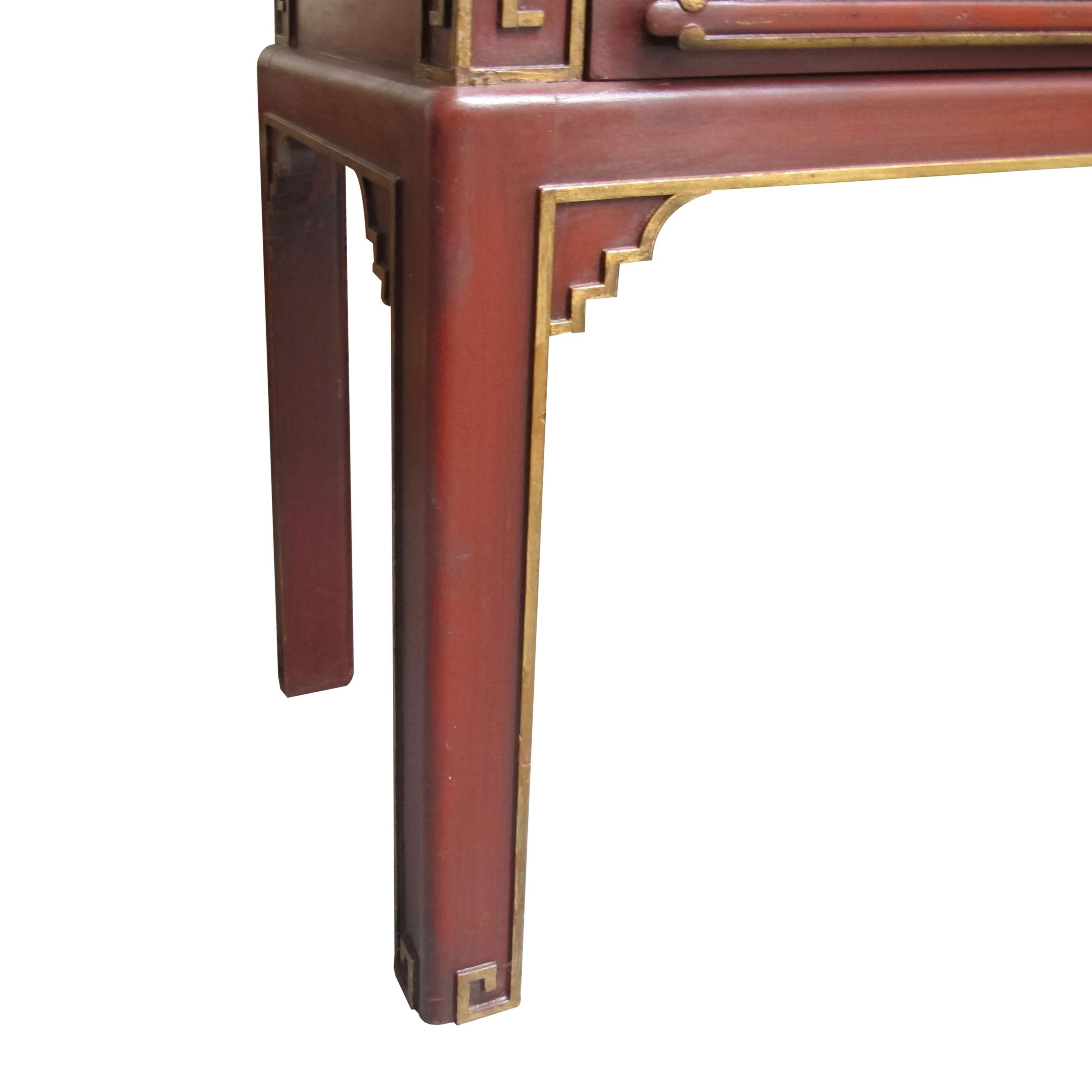 Armario para bebidas con paneles tallados de estilo Chinoiserie de fabricación sueca de los años 50 en venta 4