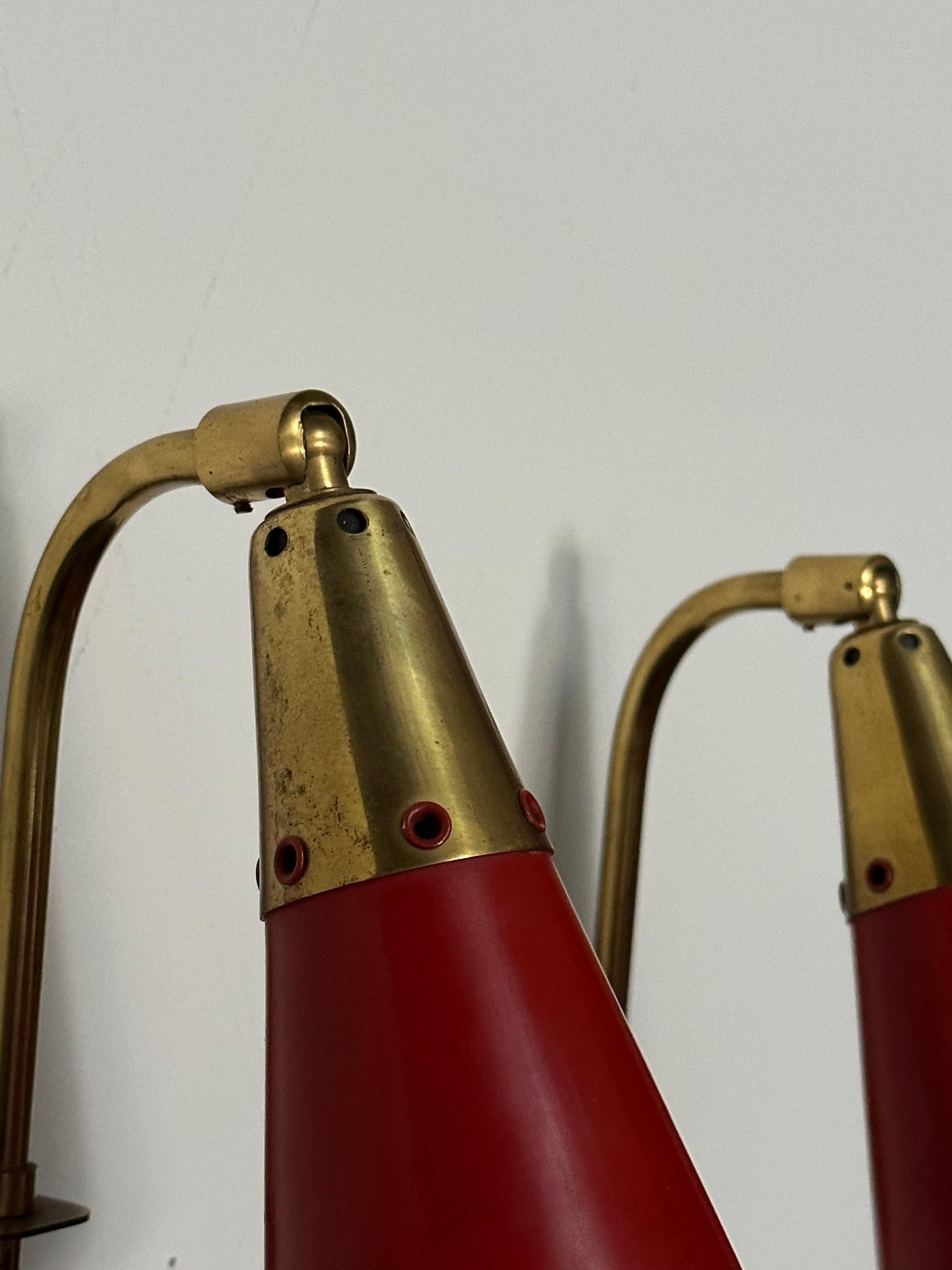 Luci da parete moderniste svedesi degli anni '50 di Upsala Armaturfabrik - una coppia in vendita 3