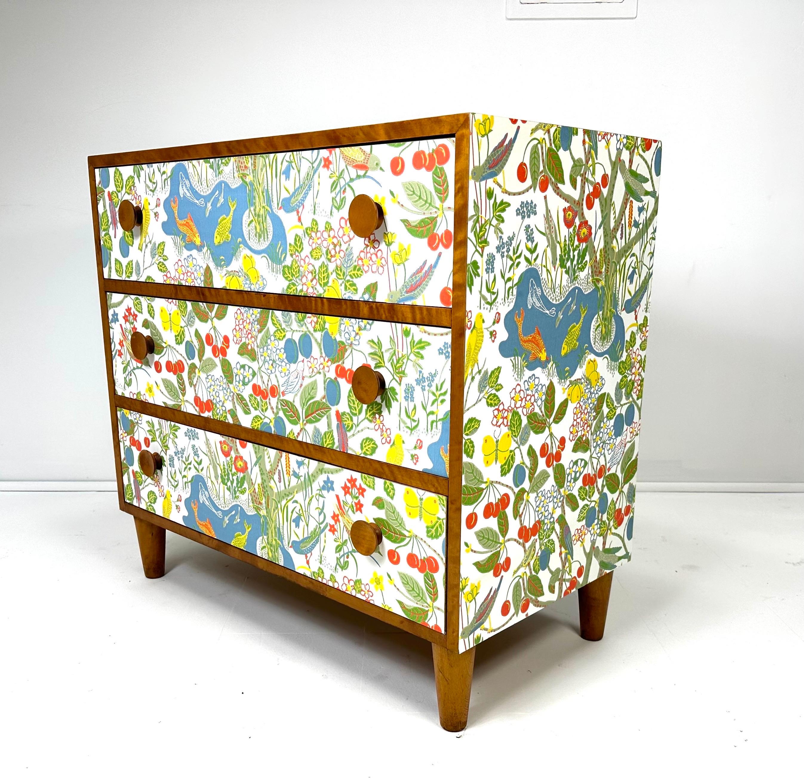 1950’s Swedish “Paradiset” Dresser For Sale 8