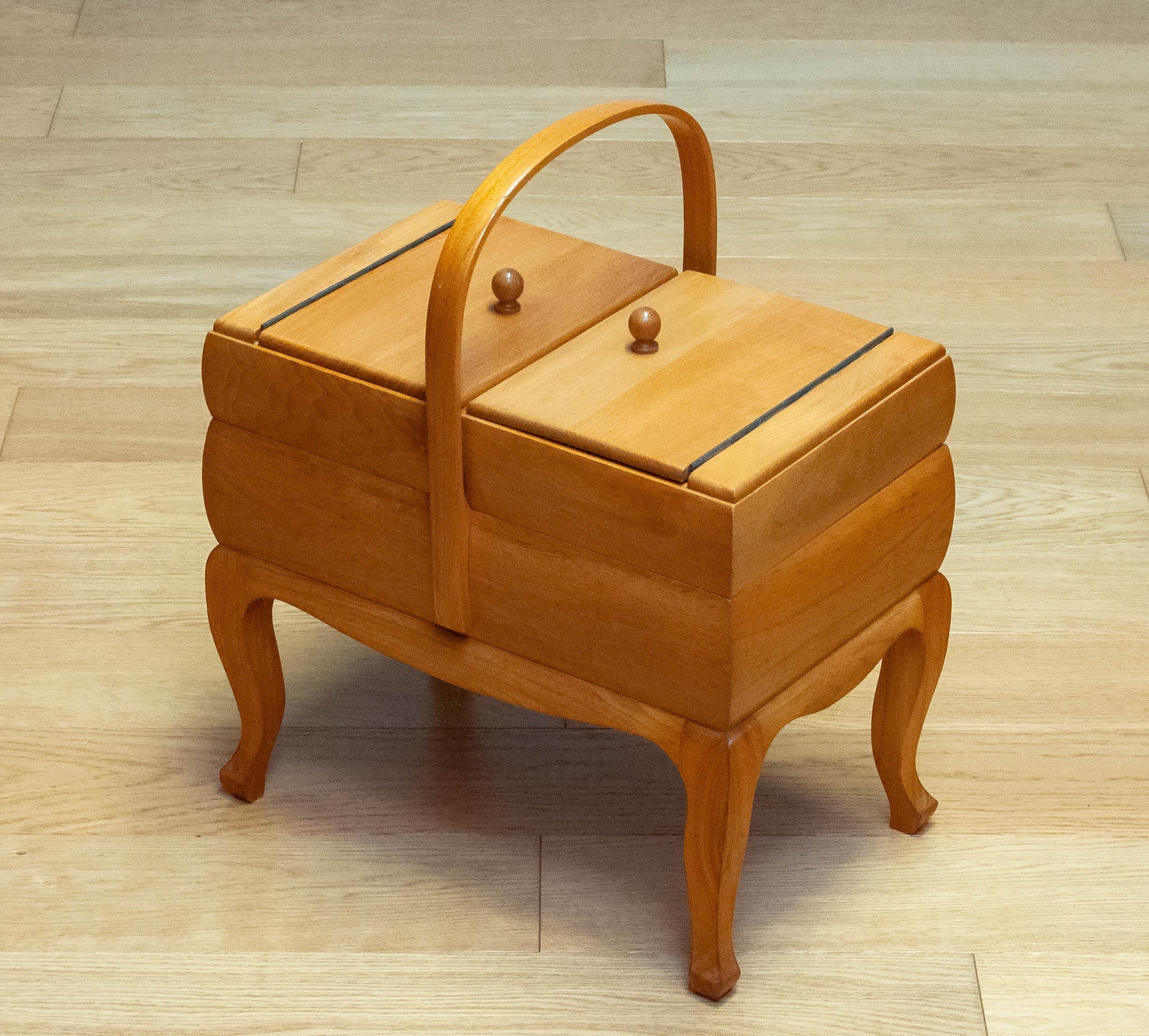 Mid-Century Modern 1950s Swedish Sewing Box / Basket Made Of Solid Elm For Sale
