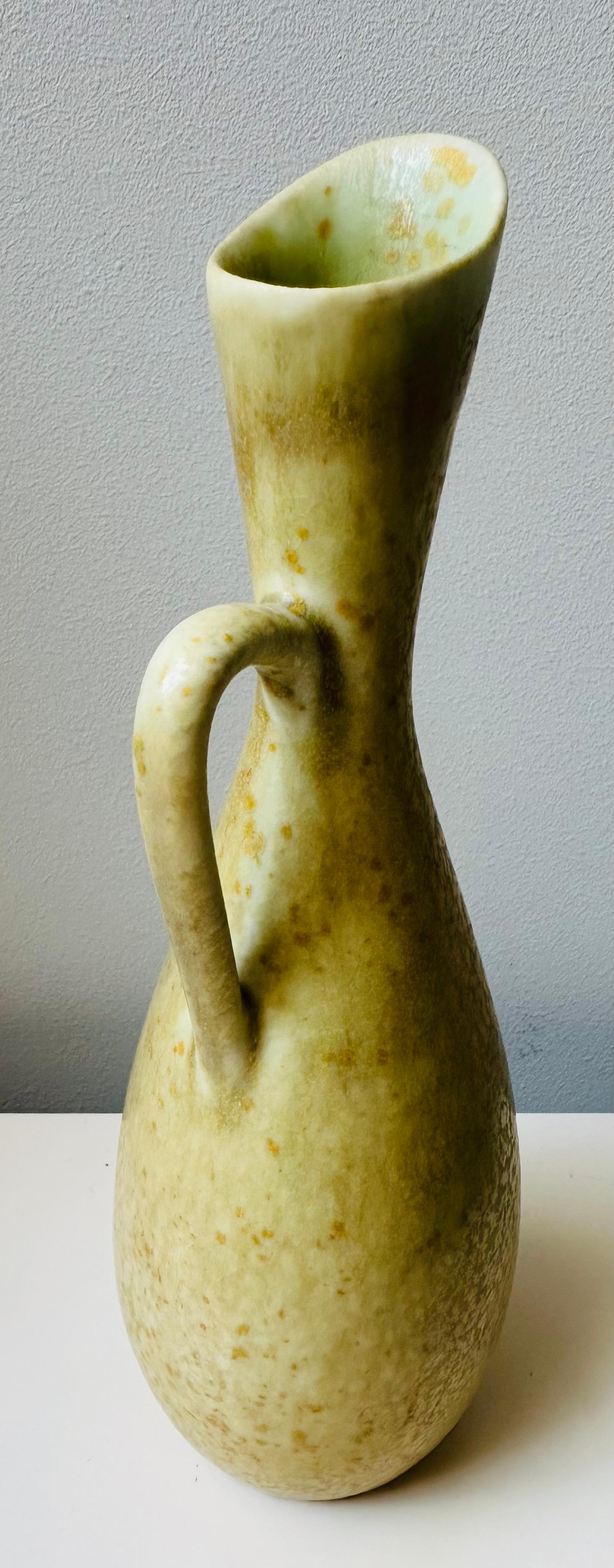 1950s Swedish Single Handled Jug by Carl-Harry Stålhane for Rörstrand Factory In Good Condition For Sale In London, GB