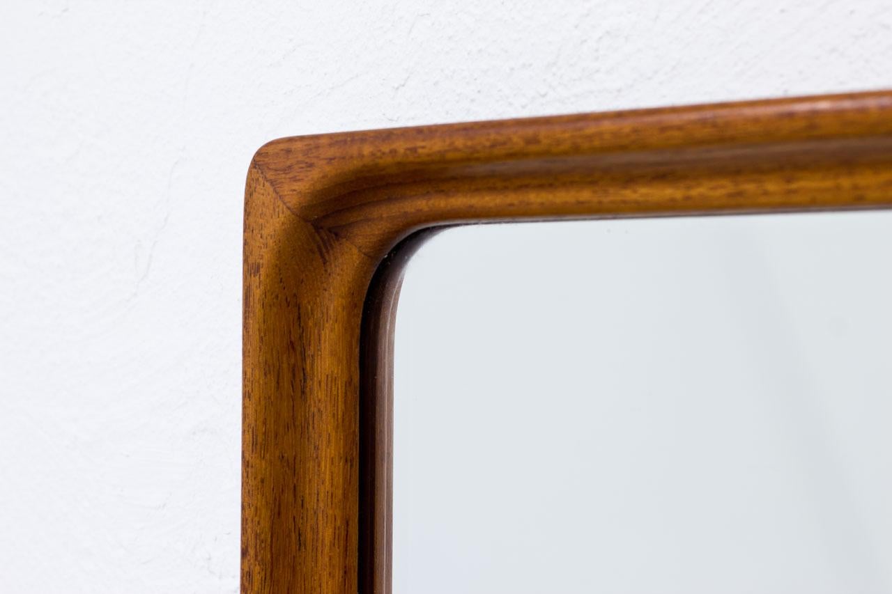 1950s Swedish Teak Wall Mirror by Glässmaster Markaryd In Good Condition In Stockholm, SE