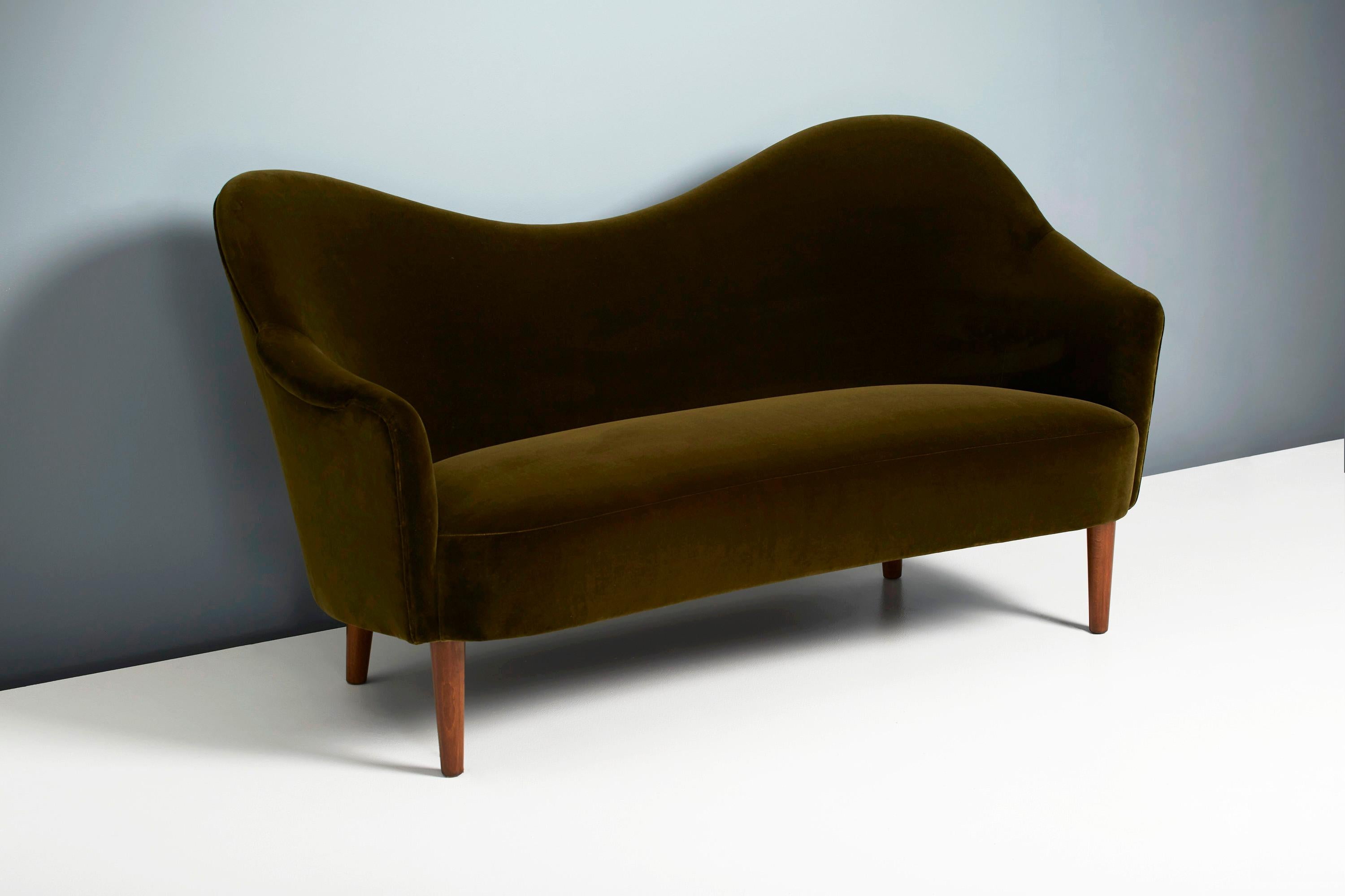 1950s Swedish Velvet Samspel Sofa by Carl Malmsten In Excellent Condition In London, GB