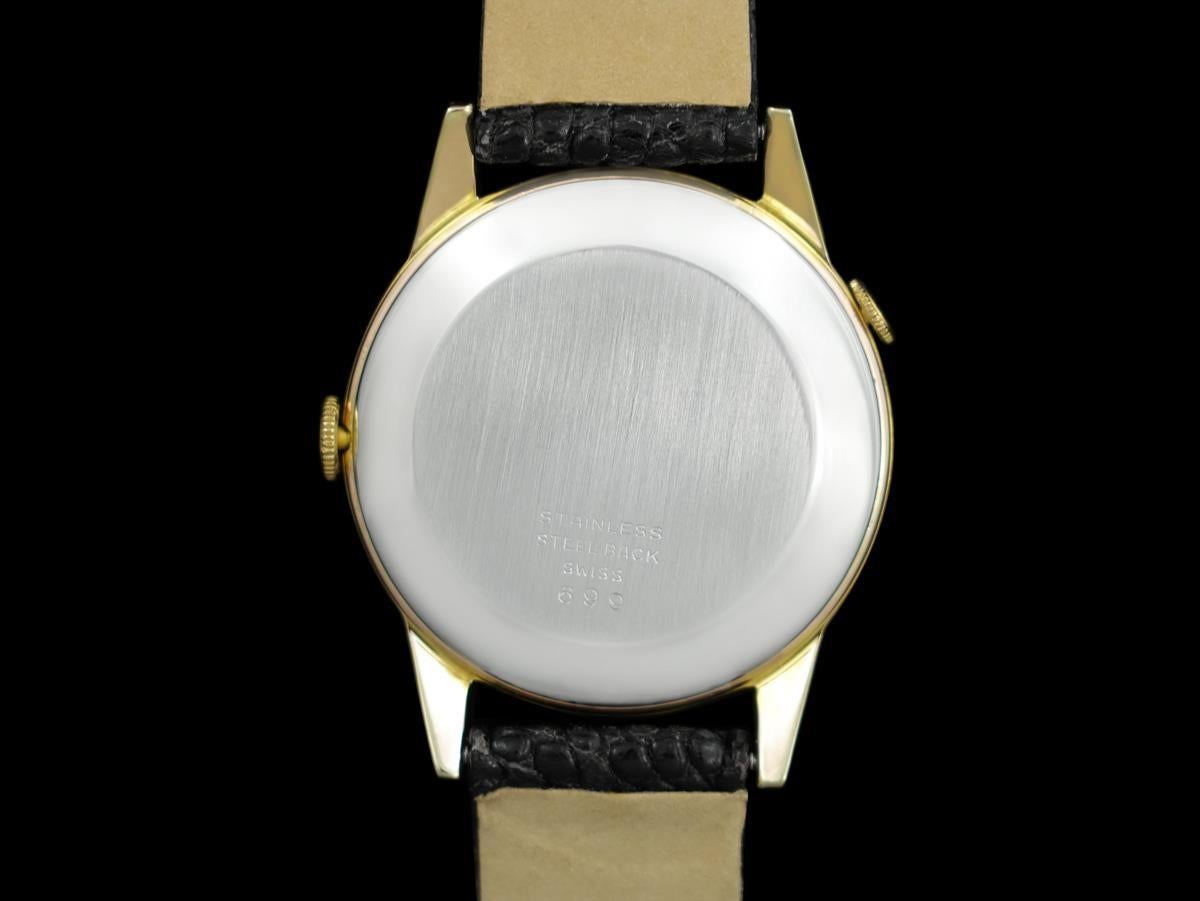 1950's SWISS DATE-O-GRAPH Vintage Herren Dreifach-Datums-Kalender - 18K Gold plattiert im Angebot 3