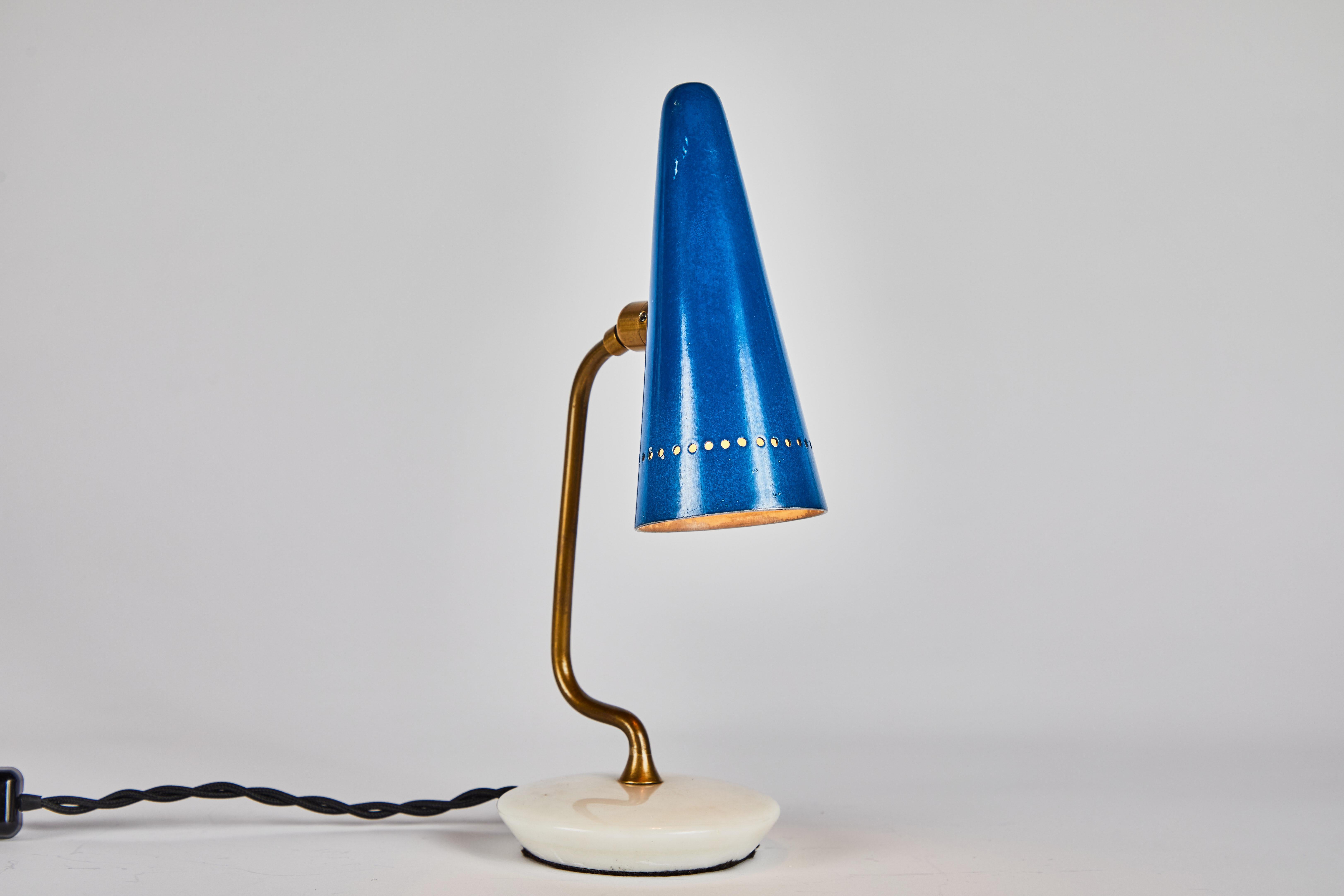 Mid-20th Century 1950s Table Lamp Attributed to Gino Sarfatti for Arteluce
