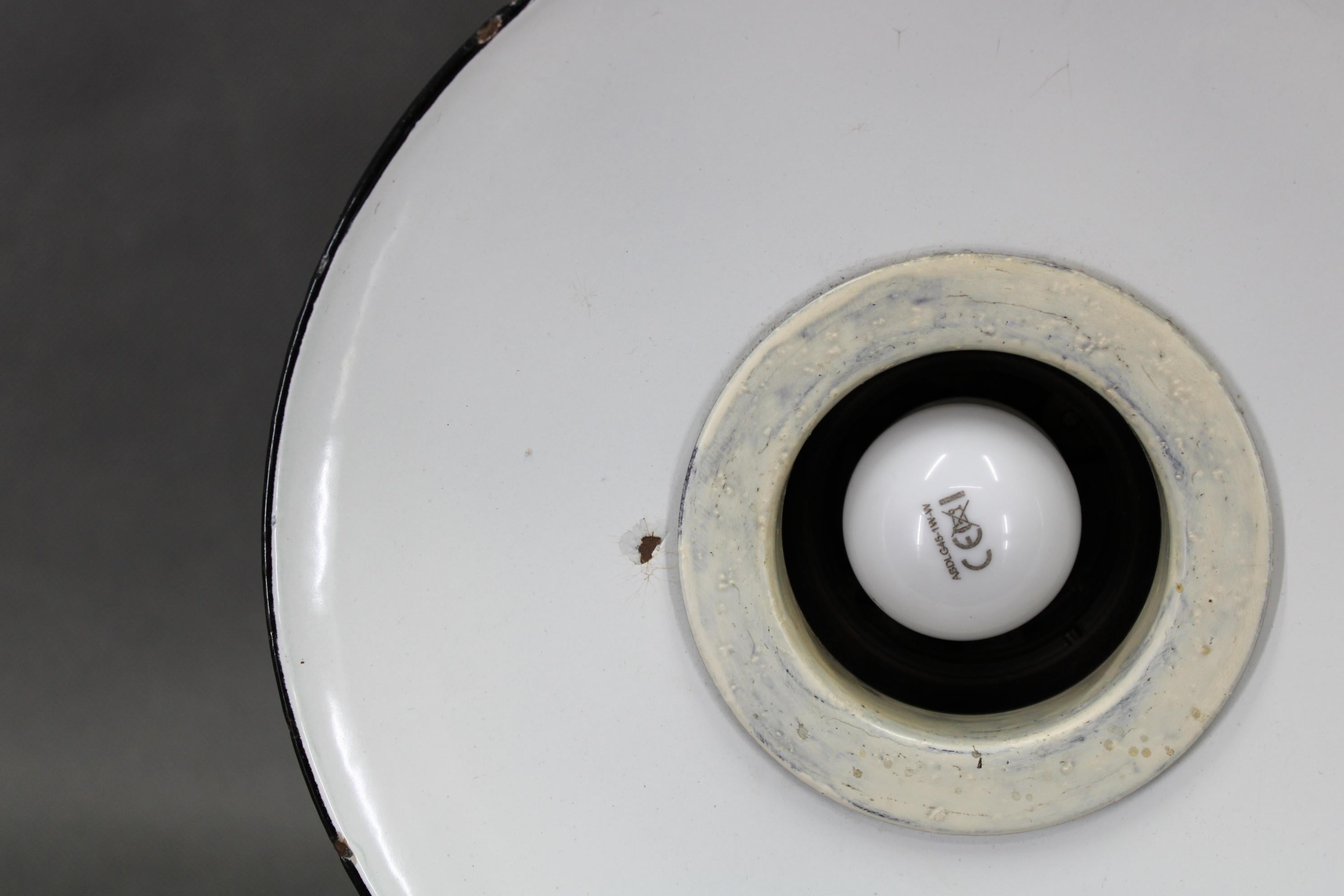 Bakélite Lampe de table des années 1950, Tchécoslovaquie en vente
