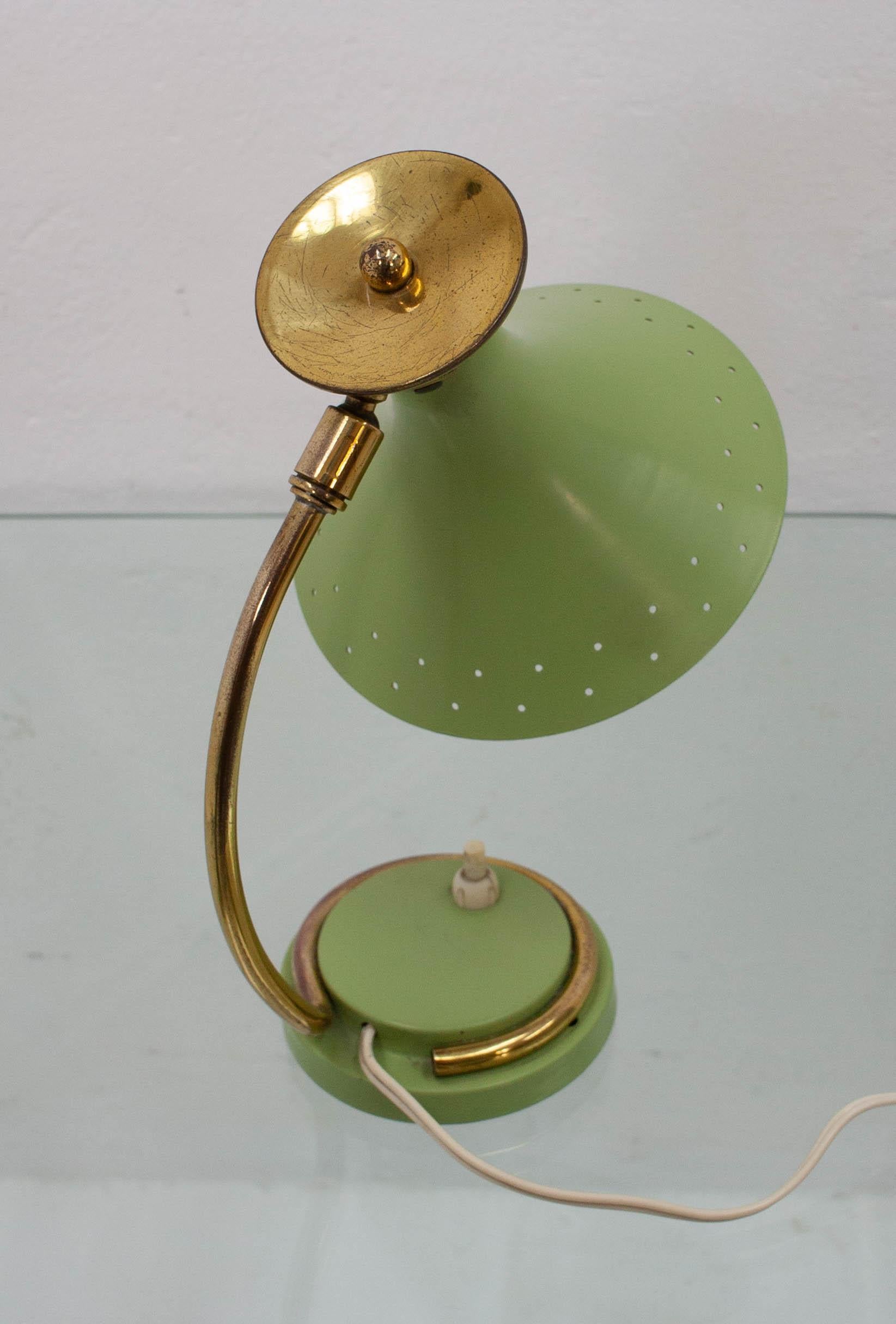 Mid-Century Modern Lampe de table des années 1950 à la manière de l'Atelier Matégot en vente