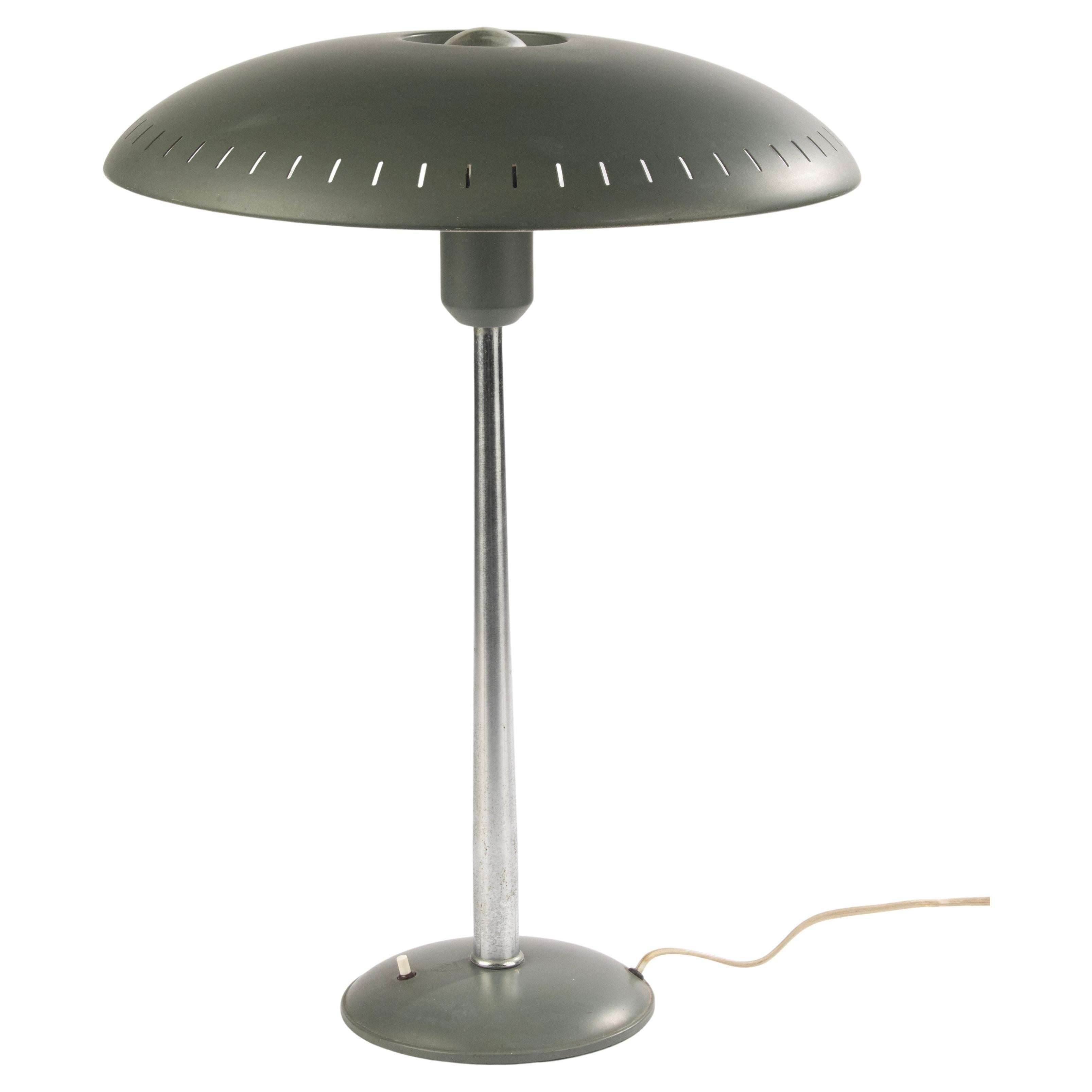 Lampe de table des années 1950 - Philips - Métal - Senior Model - par Louis Kalff en vente