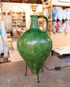 1950s Table Lamp with a Green Glazed Ceramic Amphora from Úbeda.