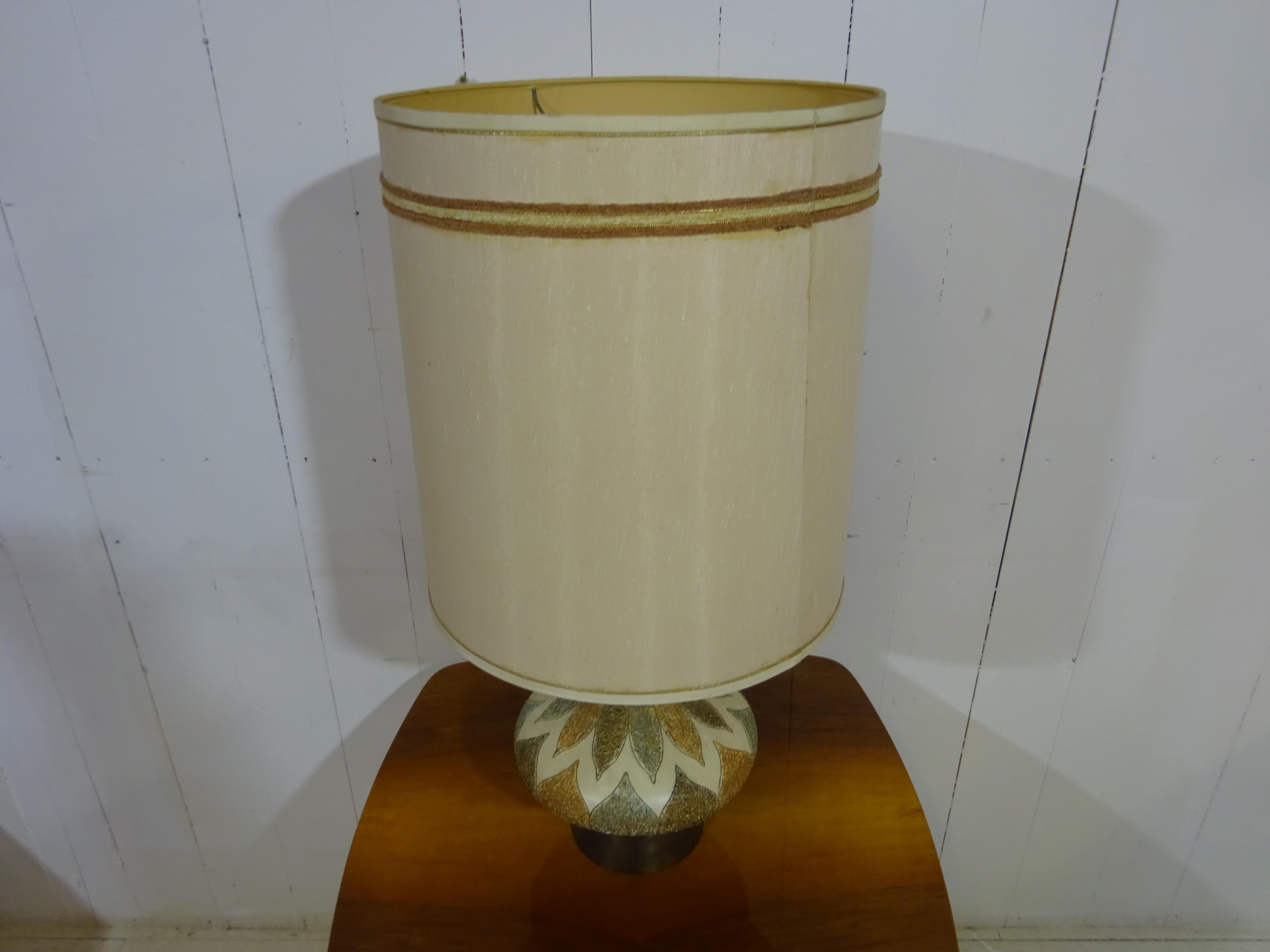 Mid-20th Century 1950's Table Lamp with Patterned Porcelain Base For Sale