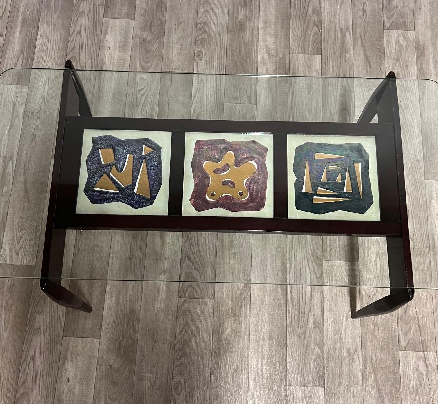 Céramique Table des années 1950 avec carreaux de céramique en vente