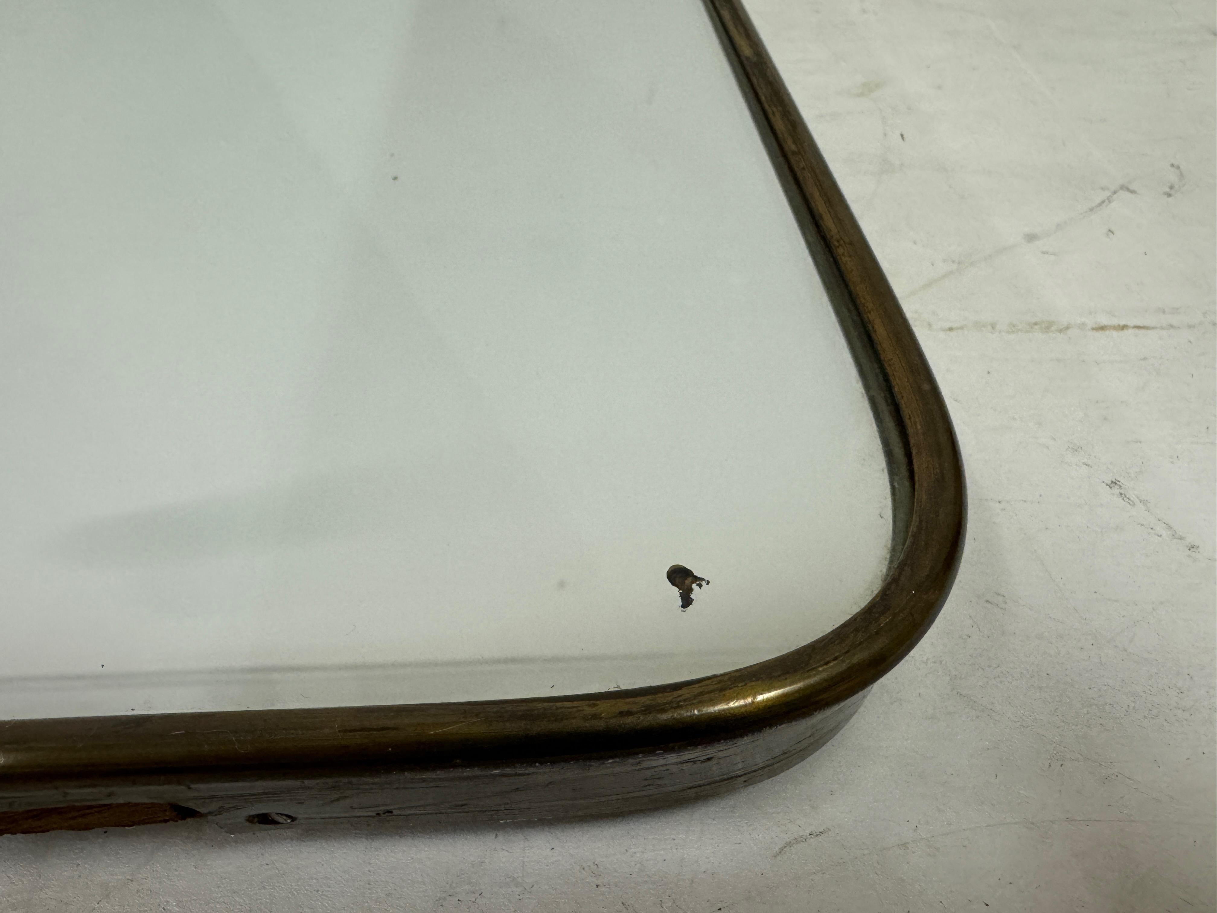 Ottone Specchio italiano alto in ottone del 1950 in vendita