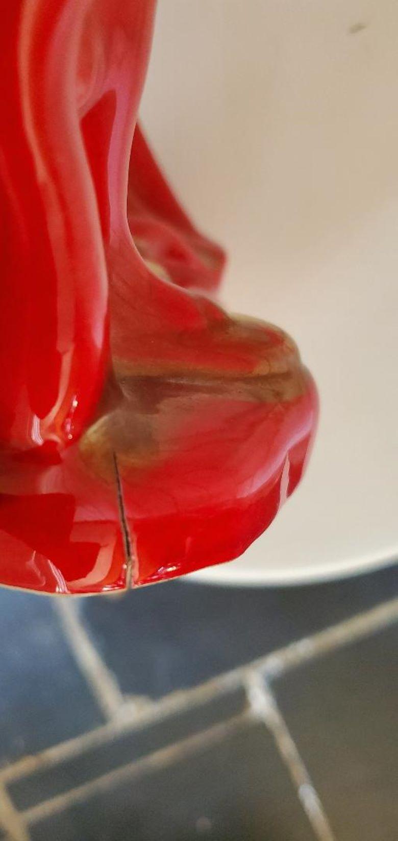 1950 Alta statuetta in ceramica rossa lucida di un torero Matador dorata Bella in vendita 9