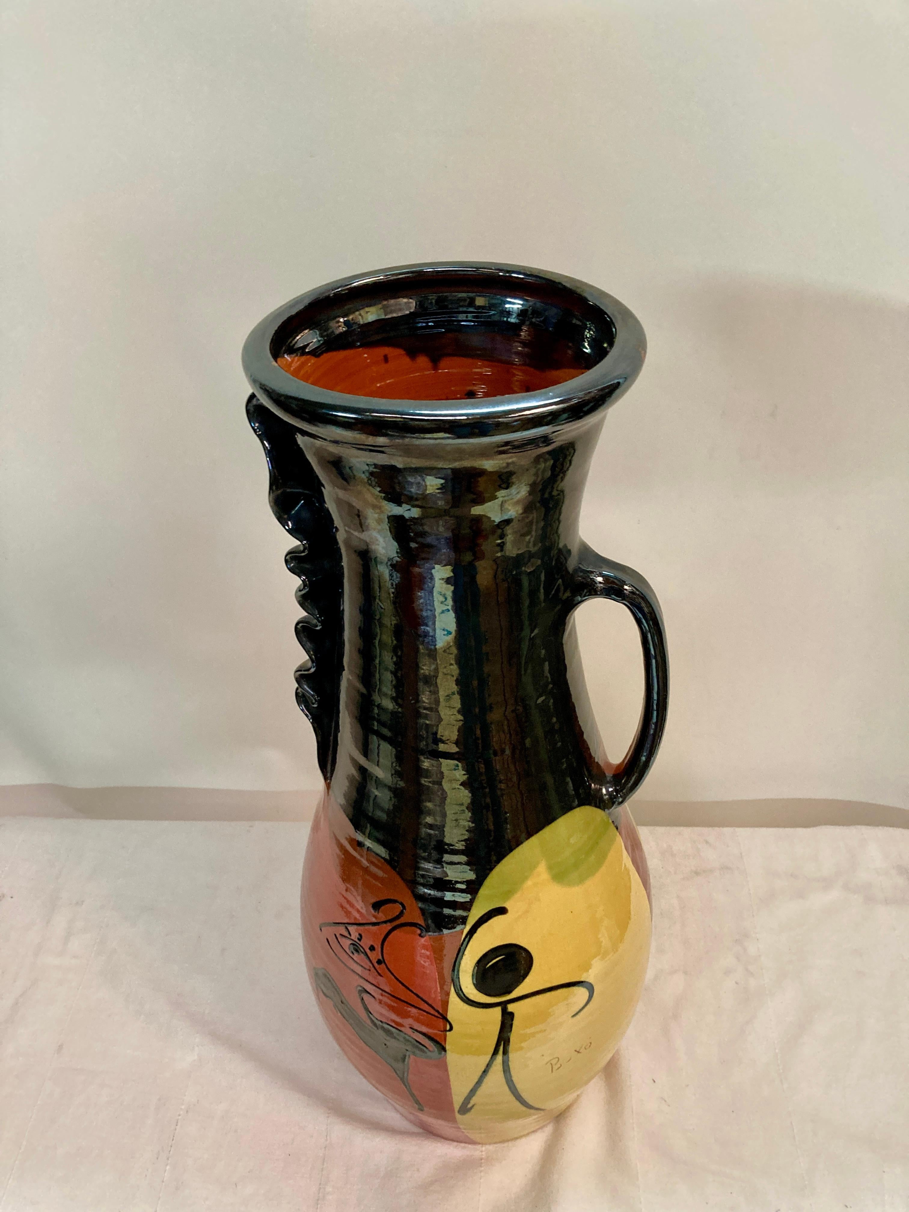 1950's  tall studio pottery ceramic vase attributed ti Vallauris signed Boxo In Good Condition For Sale In Bois-Colombes, FR