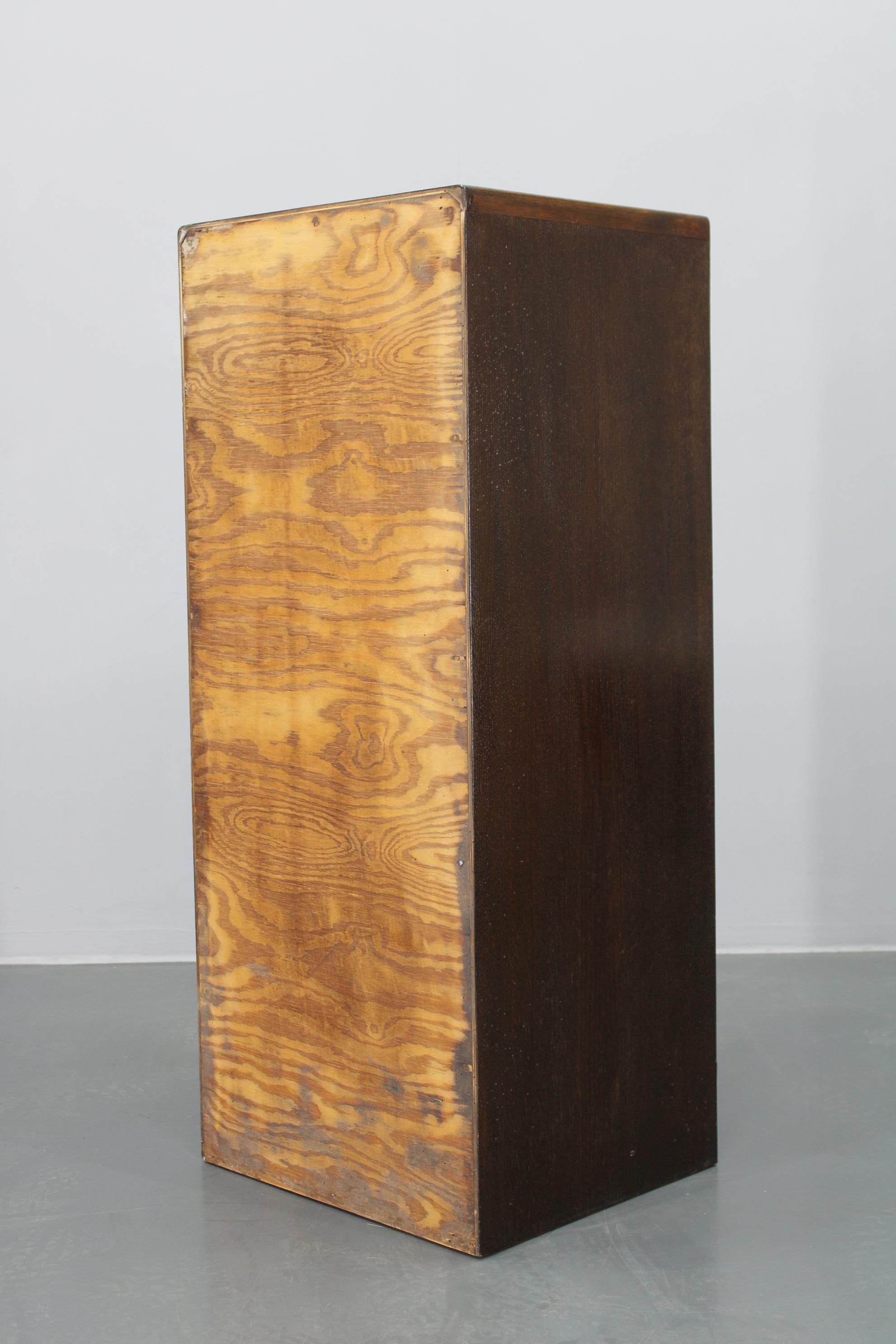 Armoire de bureau à rideau en bois des années 1950 en vente 8