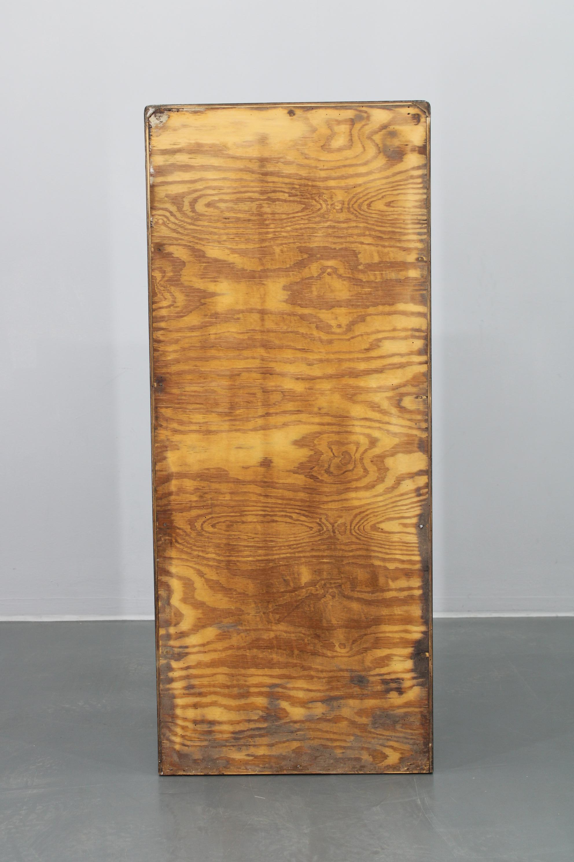 Armoire de bureau à rideau en bois des années 1950 en vente 9