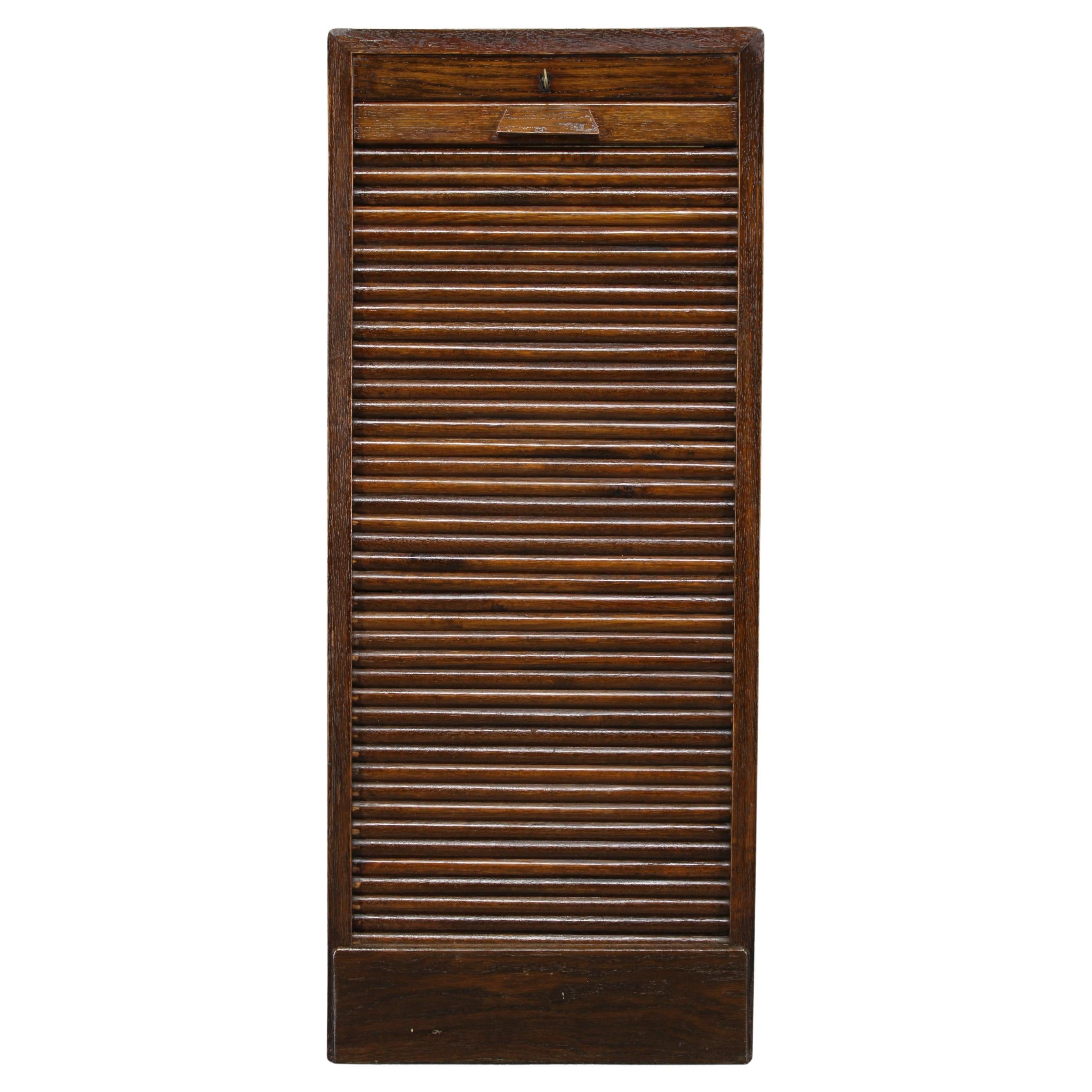 Armoire de bureau à rideau en bois des années 1950