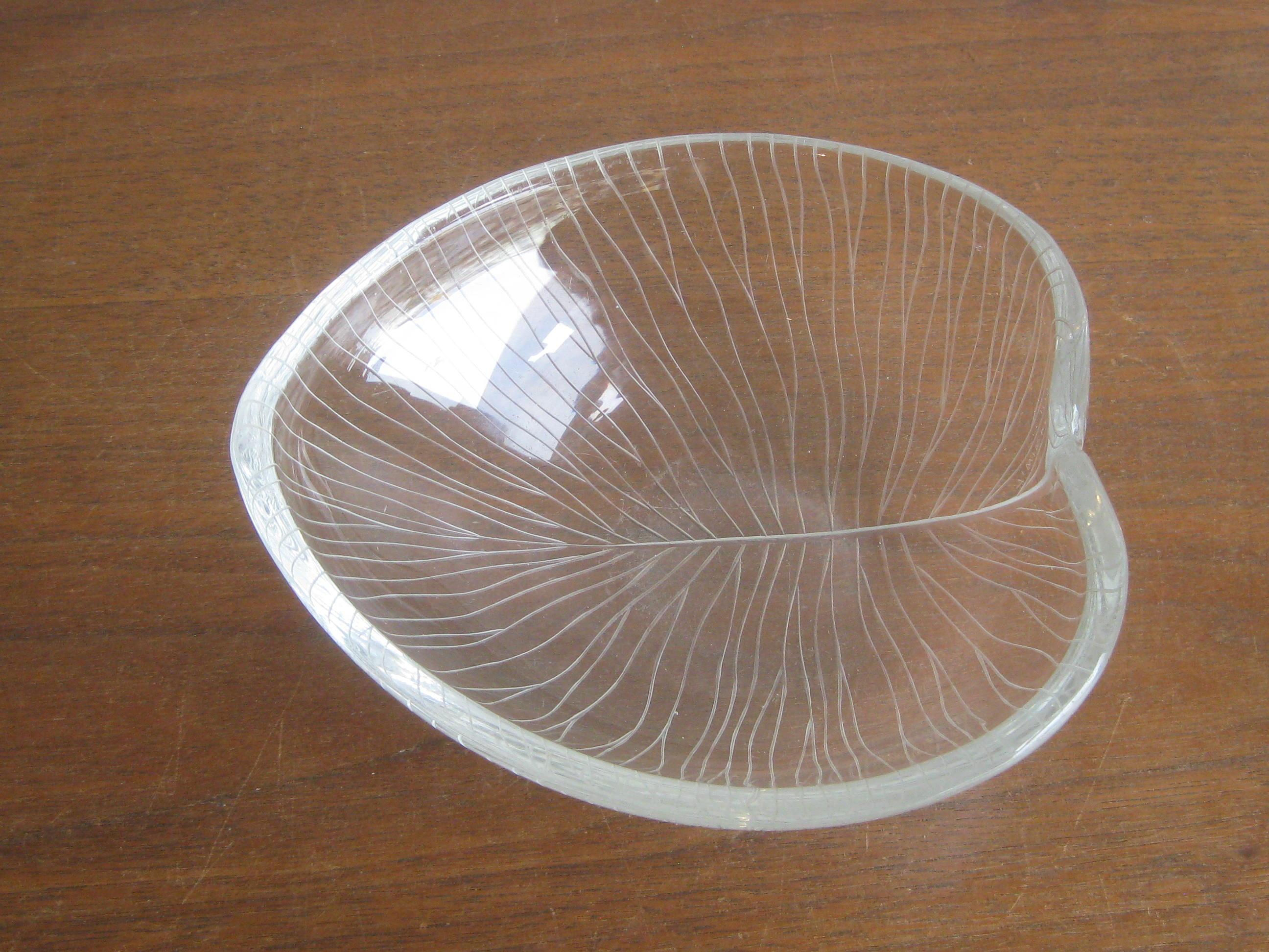 1950s Tapio Wirkkala for Iittala Finnish Studio Art Glass Figural Leaf Bowl Dish 1