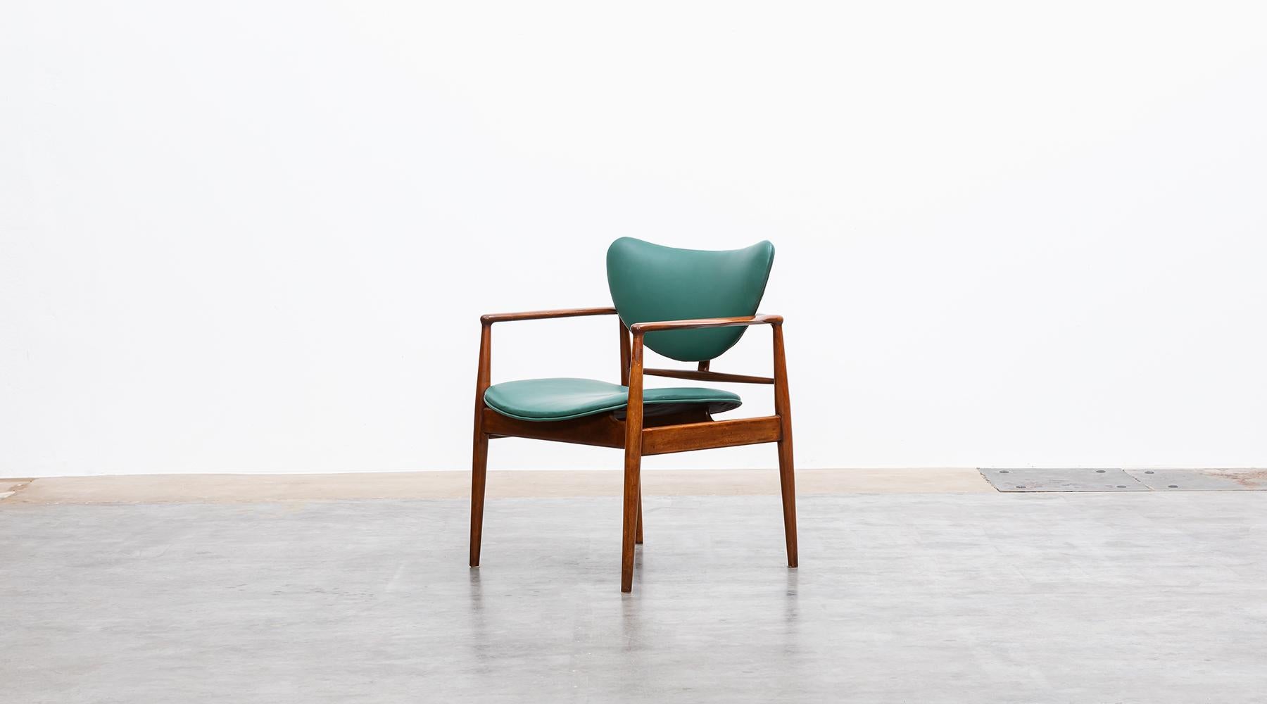 Danish 1950s Teak and green faux leather Chair by Finn Juhl For Sale