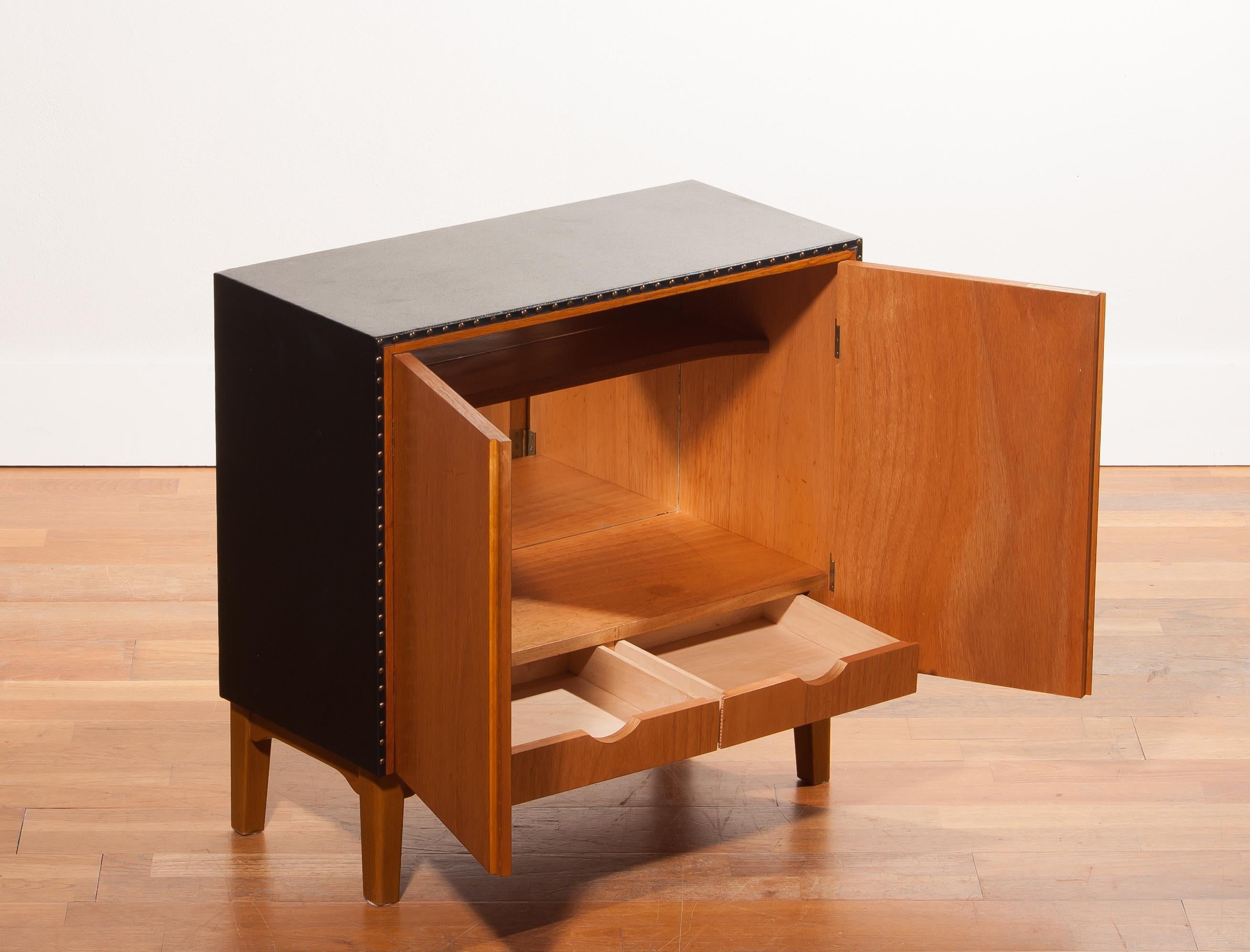 1950s, Teak and Leatherette Mini-Bar by Bertil Fridhagen for Bodafors 3