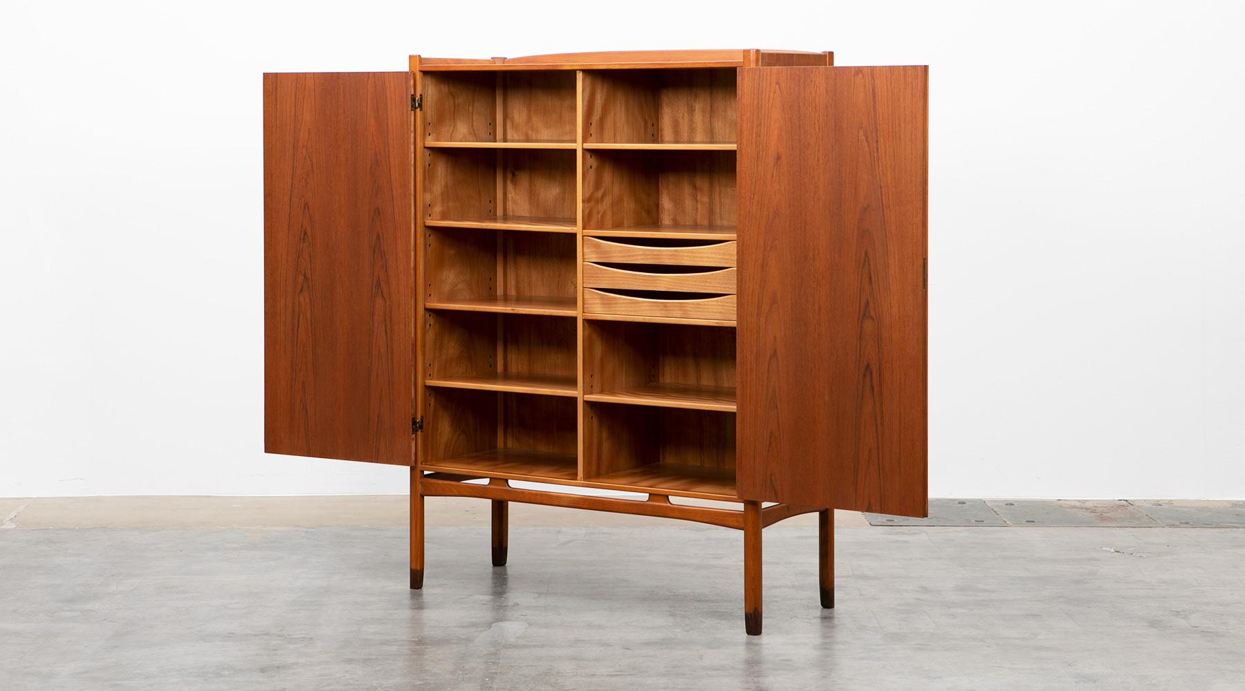 Mid-Century Modern 1950s Teak and Oak Frame Highboard by Yngve Ekström