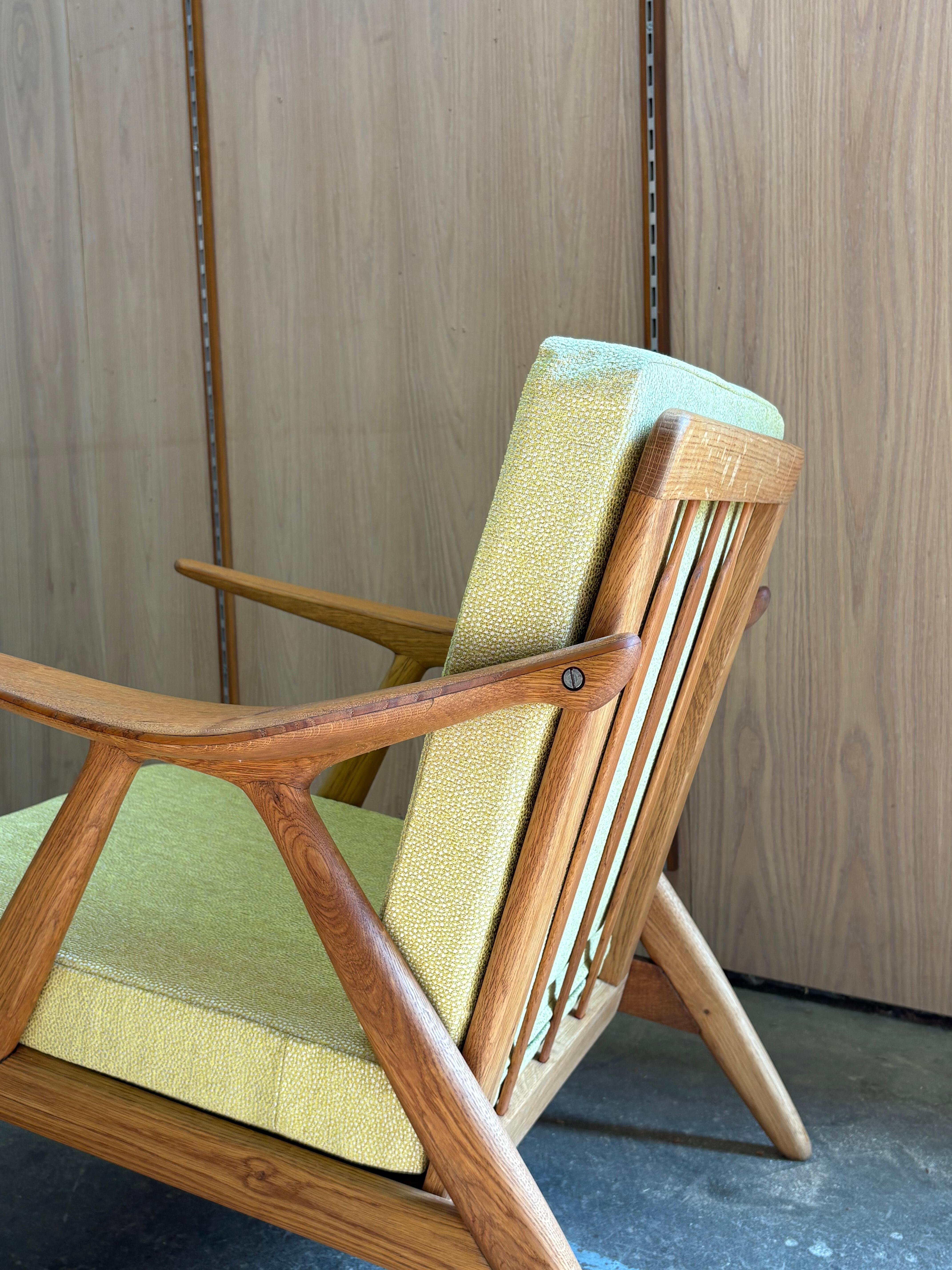Mid-Century Modern Chaise longue en teck et chêne des années 1950 par Arne Hovmand-Olsen en vente